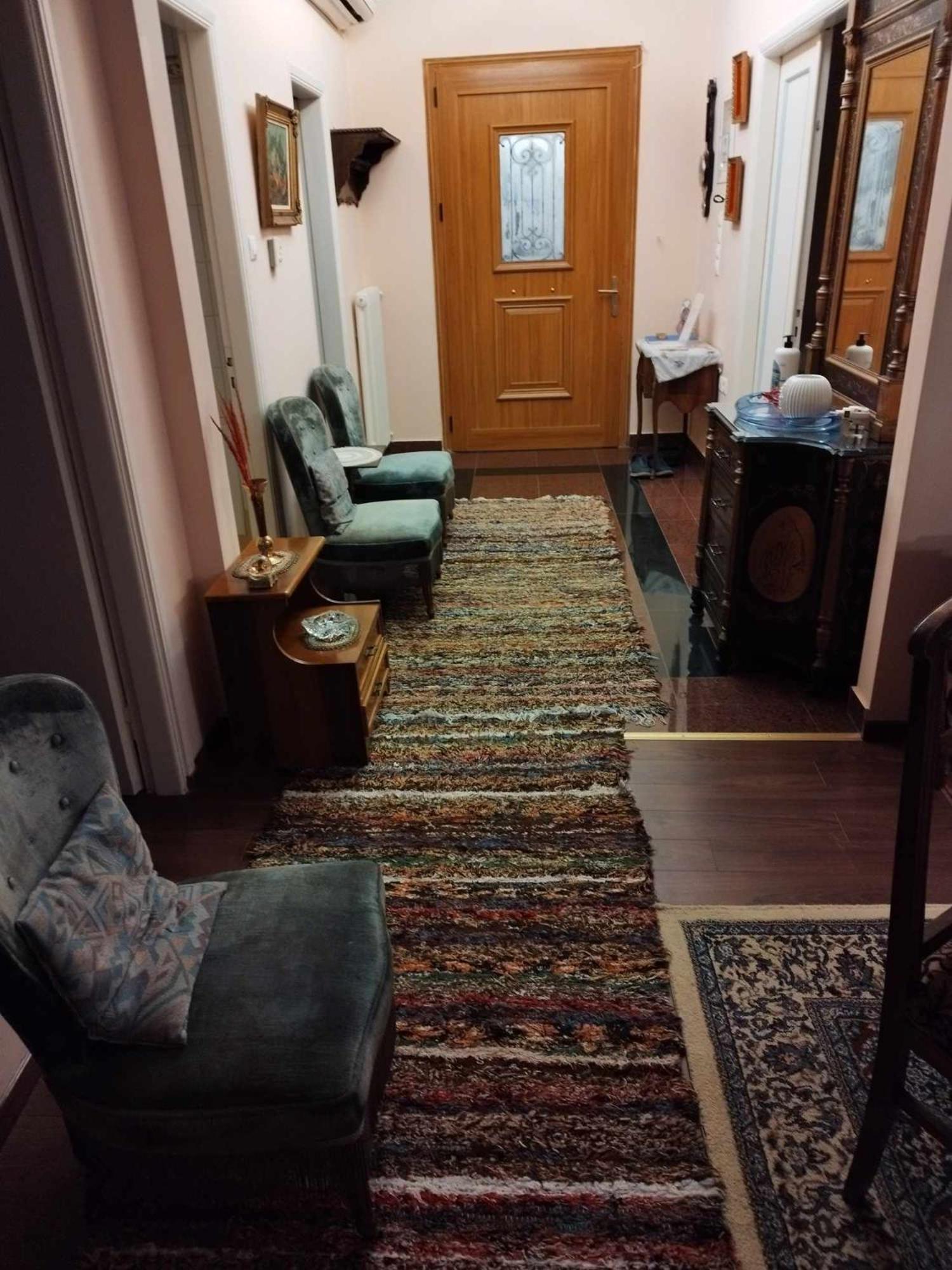 Kalypso Home F