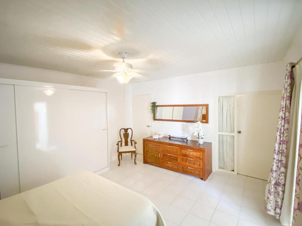 Tropical Retreat Stay Aruba