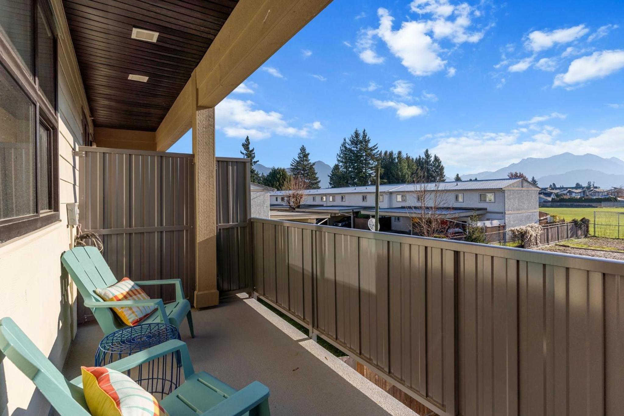 Gorgeous Chilliwack Gem Suite