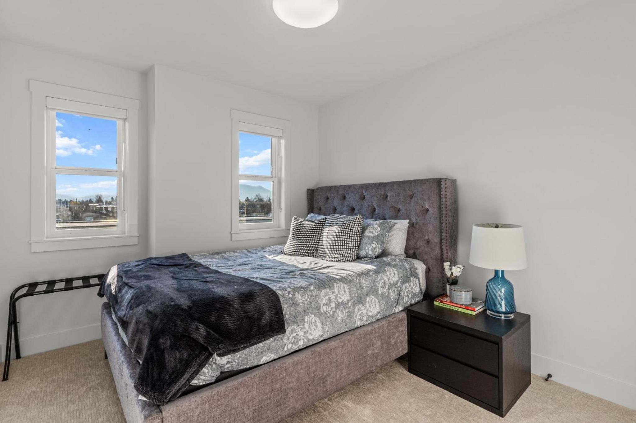 Gorgeous Chilliwack Gem Suite