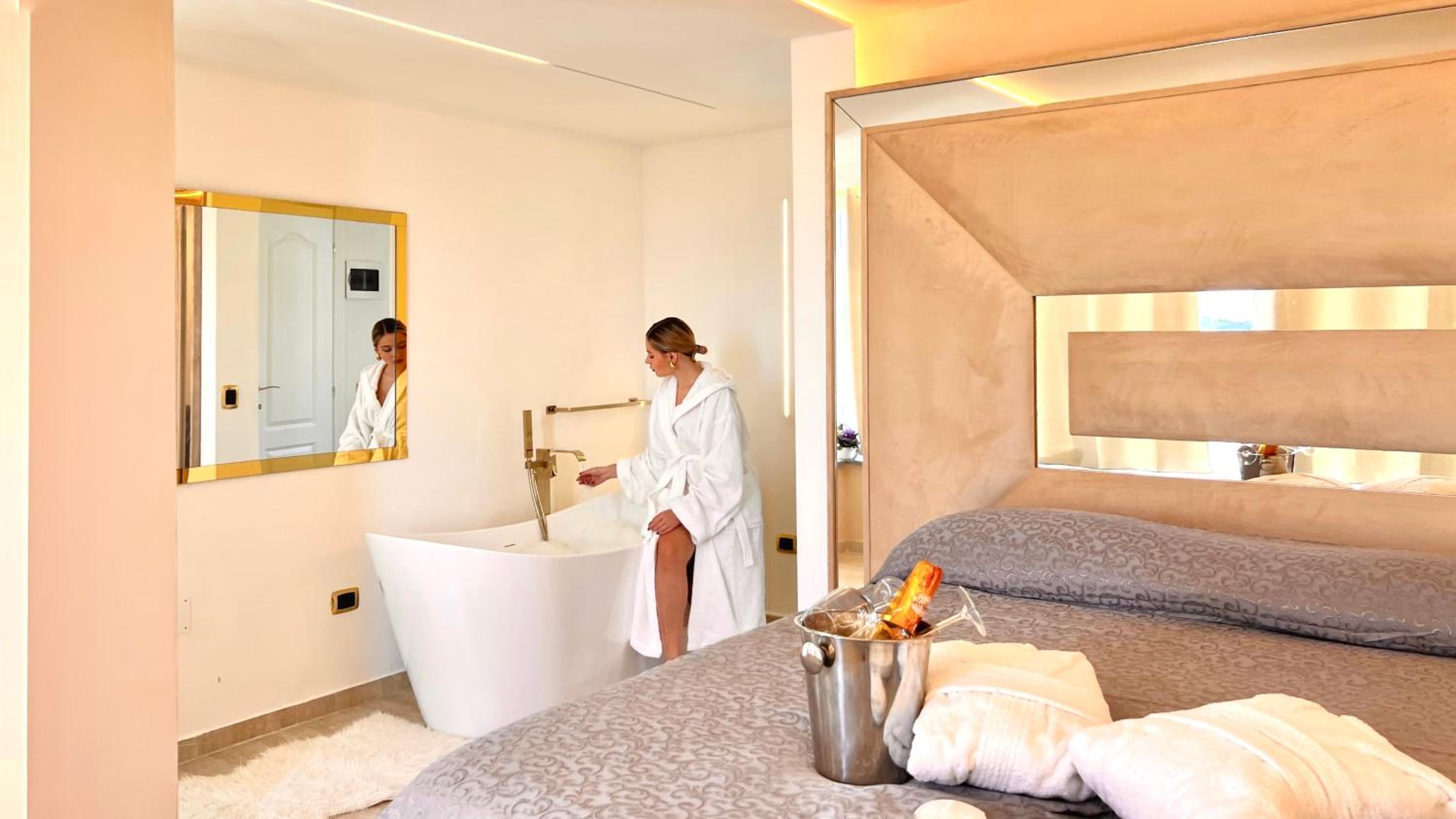 Secret Suites Panoramic view 5