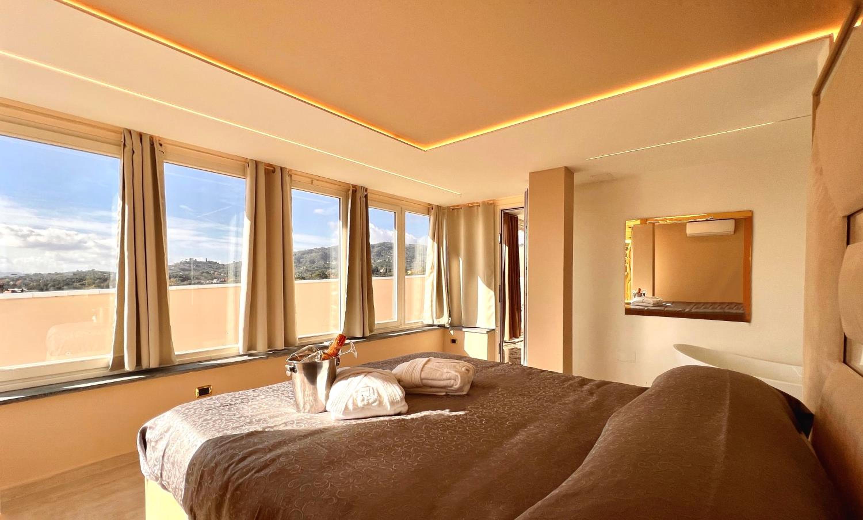 Secret Suites Panoramic view 2