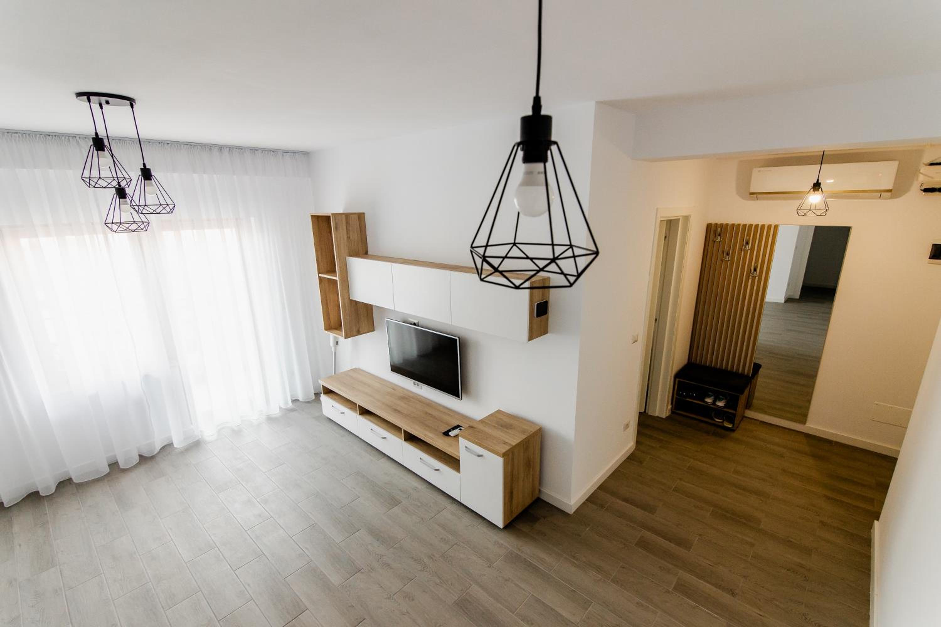 Samplus Central Apartment view 4