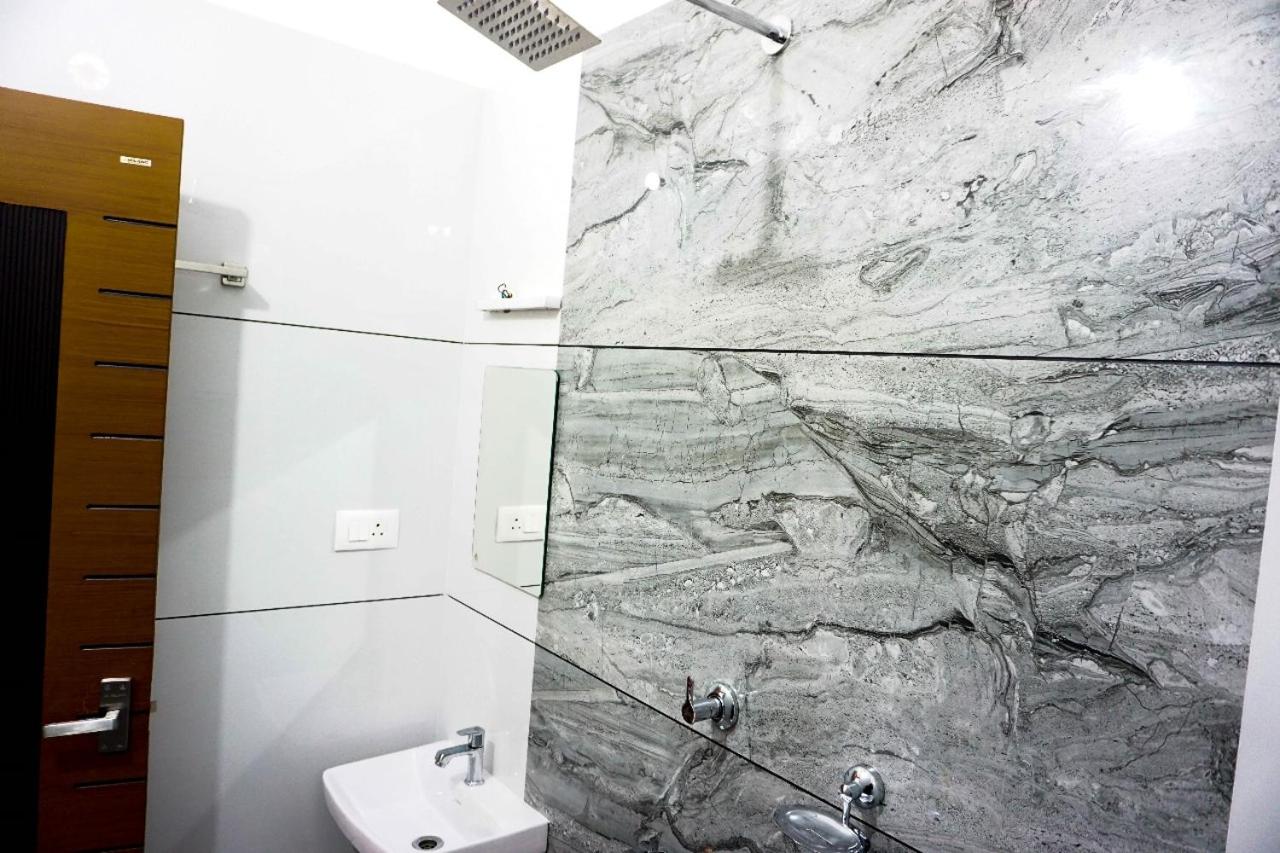 PEACEFUL LIVING SUITE II view 3