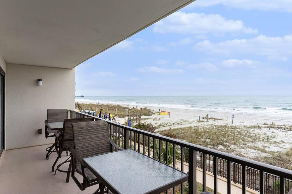 Recently Renovated, Oceanfront,Great Views,Pools! view 3