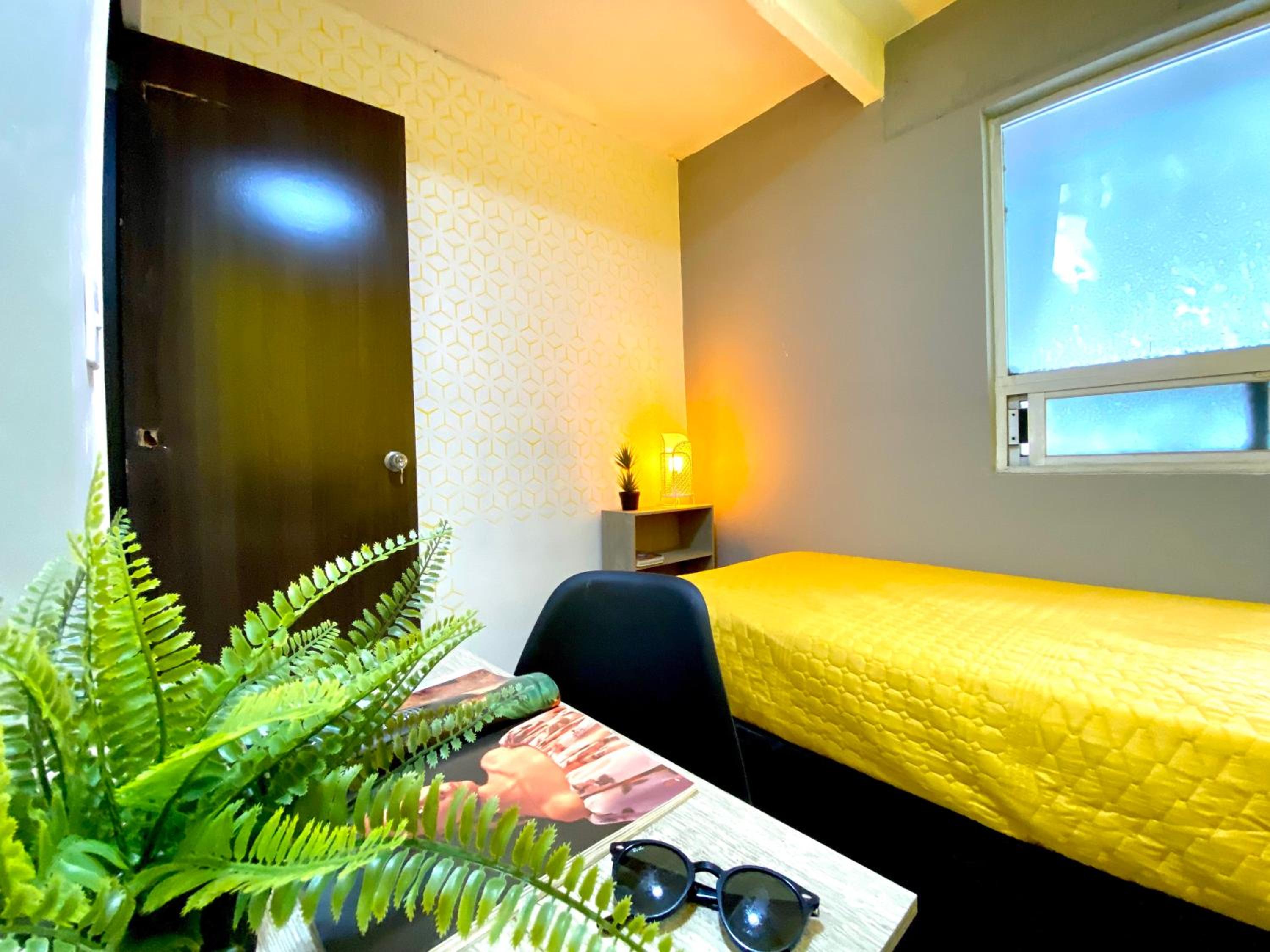 ROOMIES HOSTEL - Santa Maria La Ribera photo 2