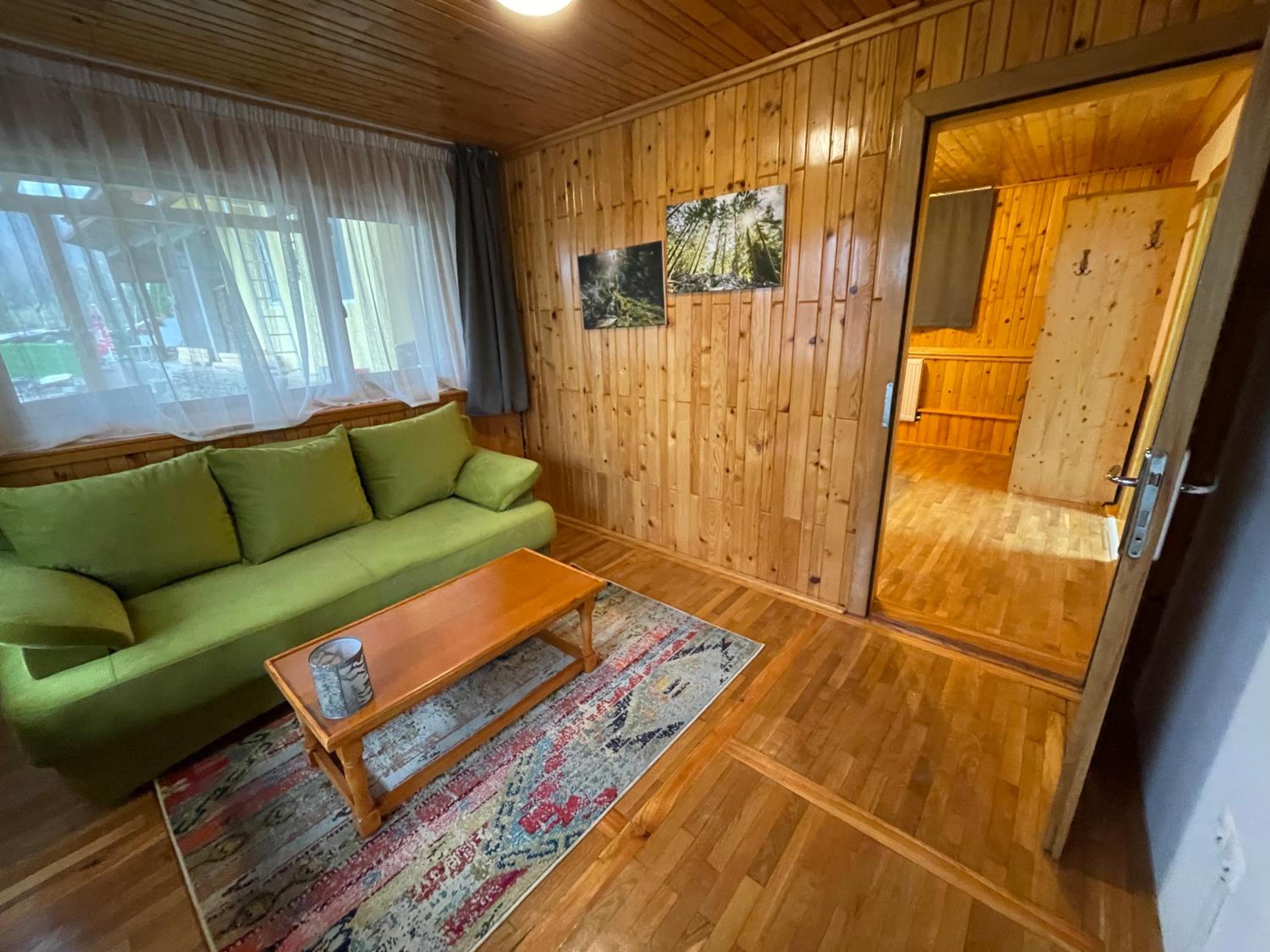 Modern Cabin with Jacuzzy - Piramida view 5