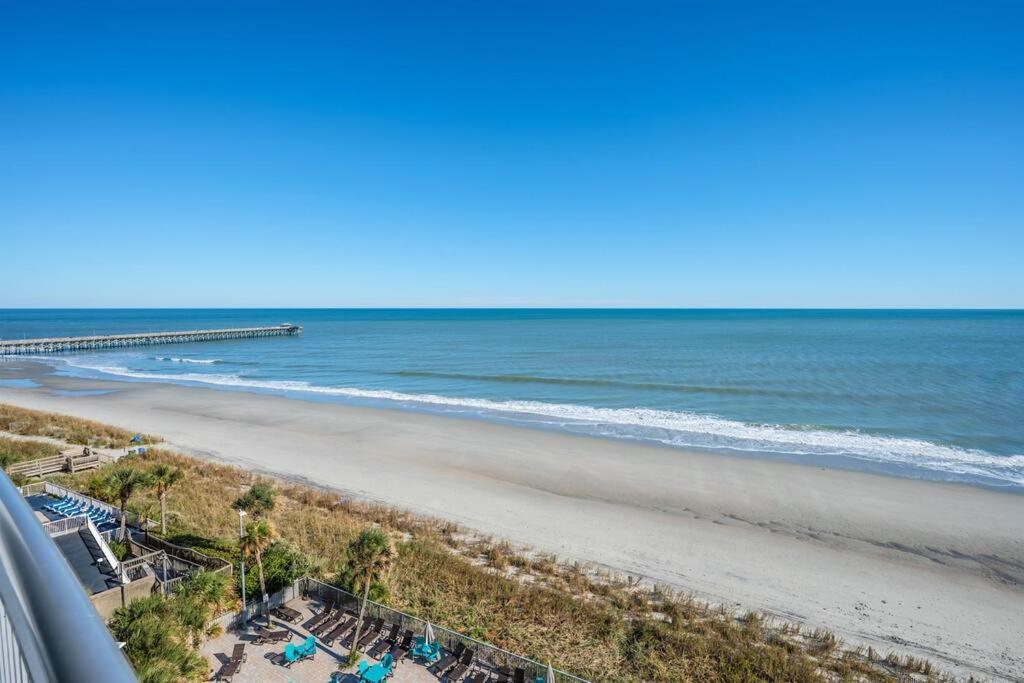 7th Floor! Modern Building, Direct Oceanfront View view 5