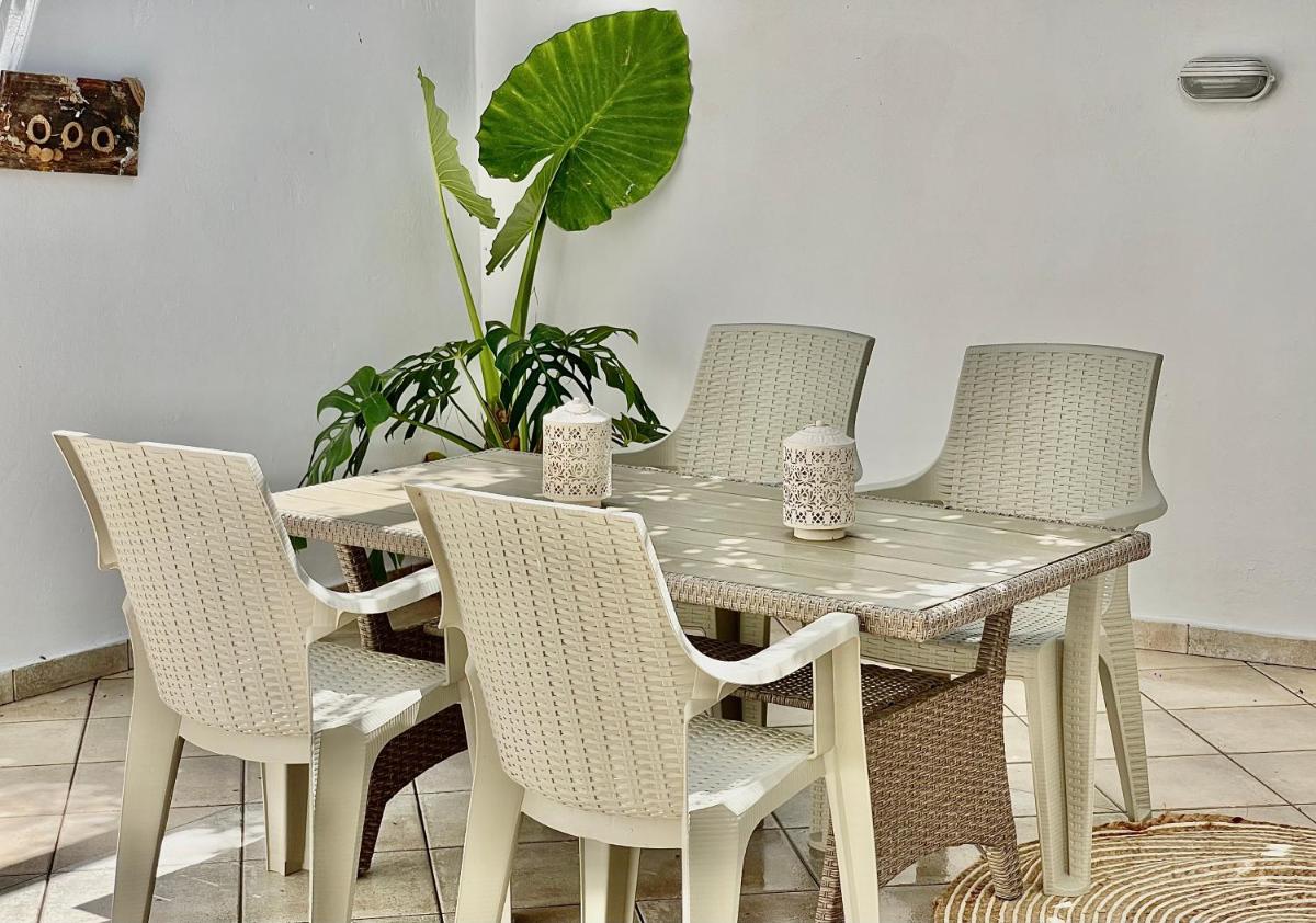outdoor BBQ area