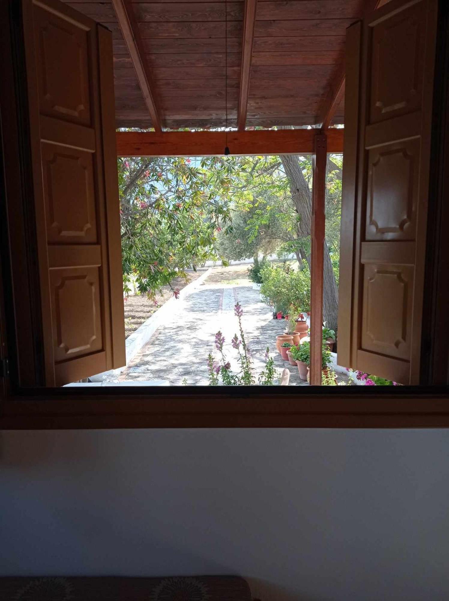 Studios Ioanna Limnionas Samos