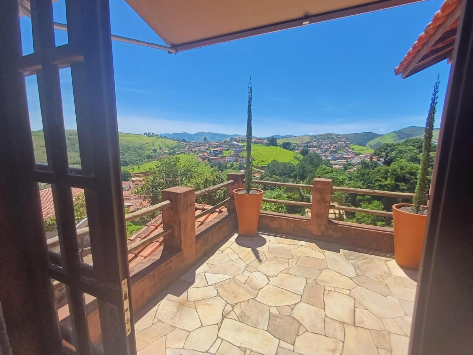SUÍTE VISTA LINDA