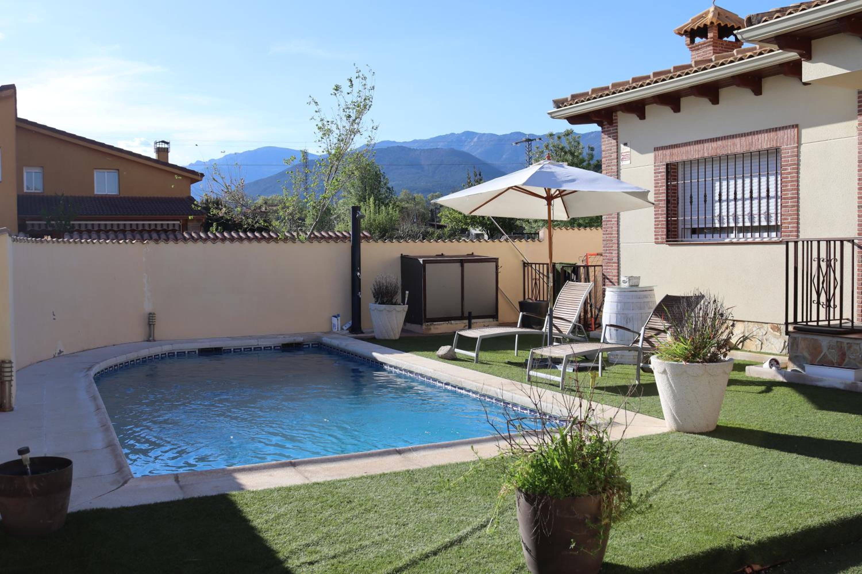Casa en sierra de gredos piscina privada