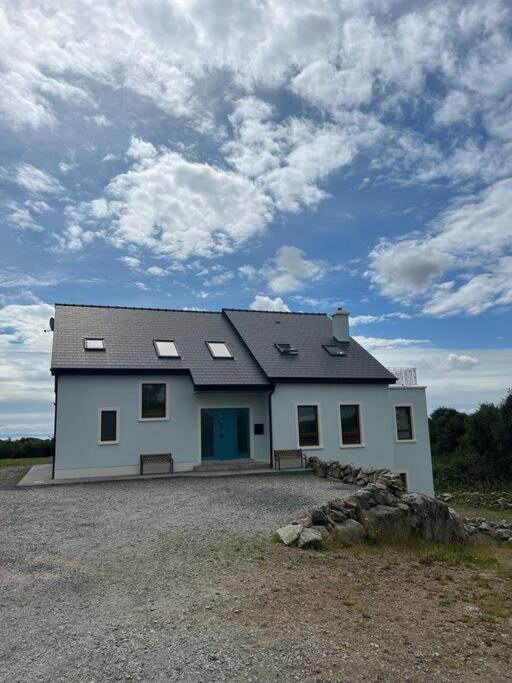 Luxury Home in Idyllic Connemara view 3