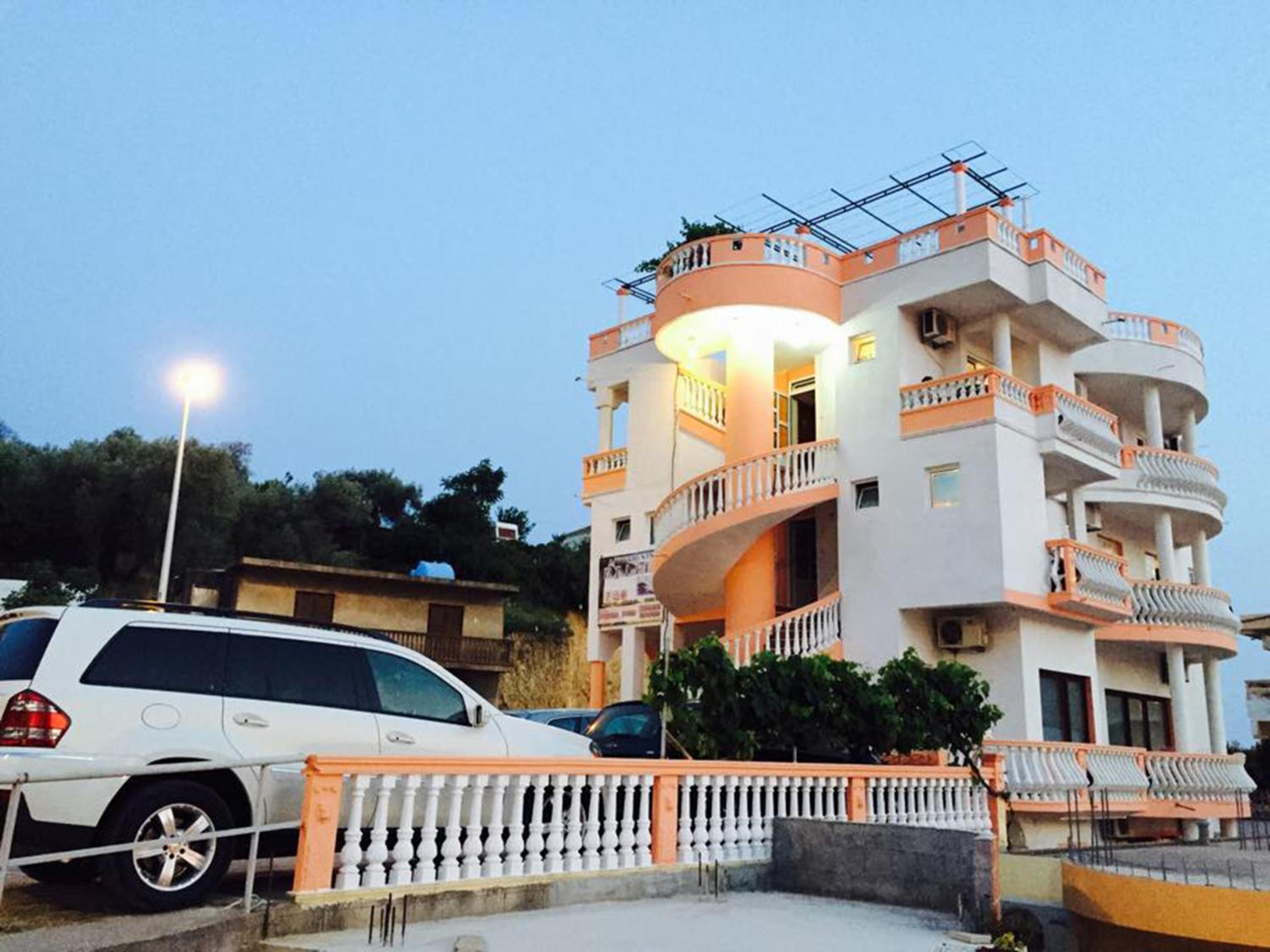 Apartments Delfin