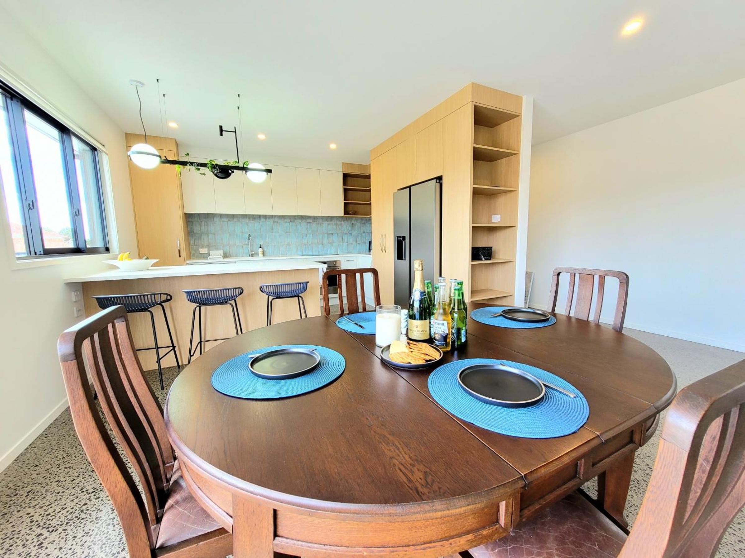 Hosts on the Coast - Kupe's Coastal Dream view 4