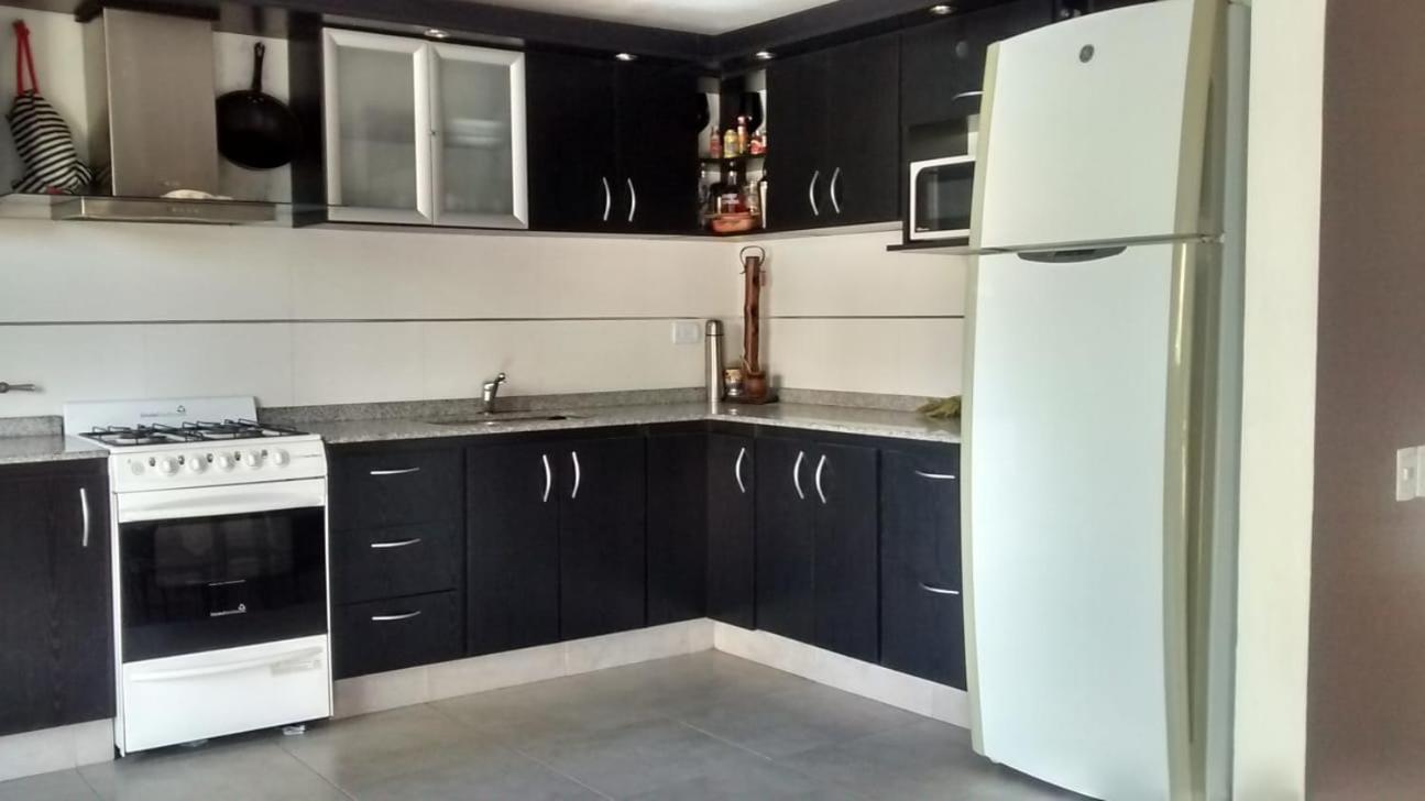 Hermosa casa 351-6 en villa 157 carlos paz 157 - SOLO FAMILIAS