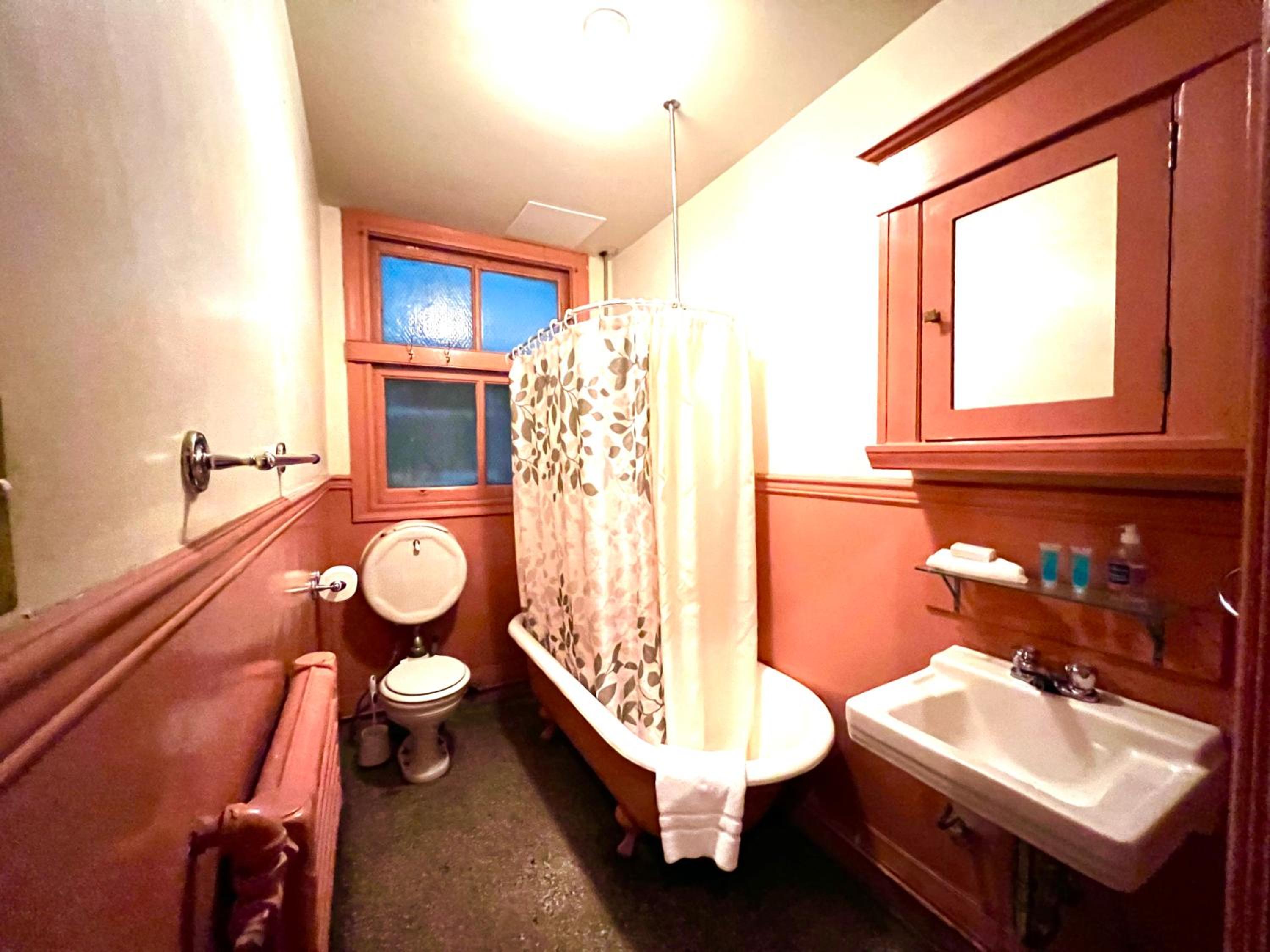Arundel Mansions Hotel - Property Image 1