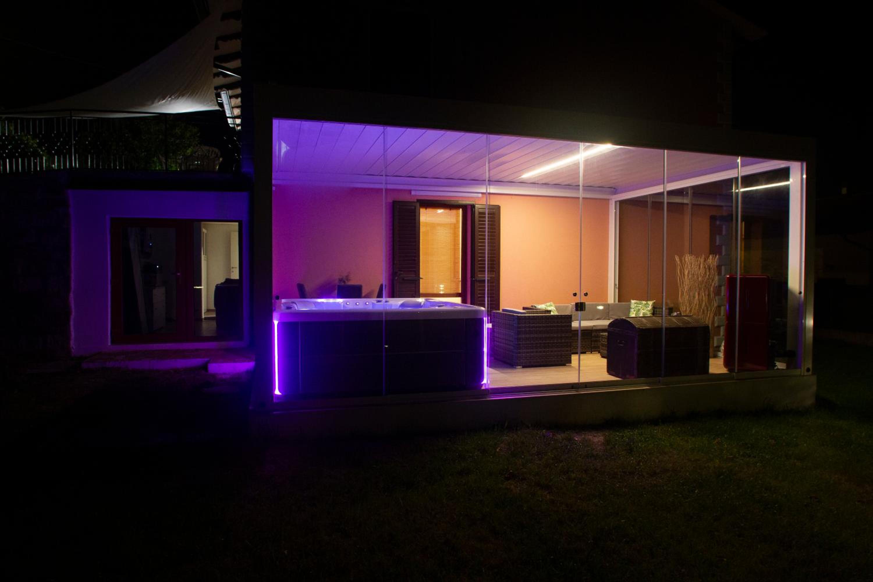 Villa Sumbilla, Modern, with sauna, heated jacuzzi near Tuscany view 5