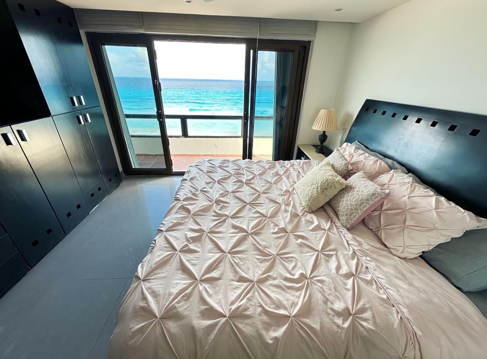 Amazing beachfront apartment