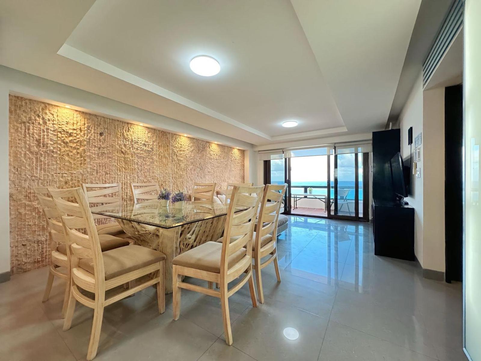 Amazing beachfront apartment