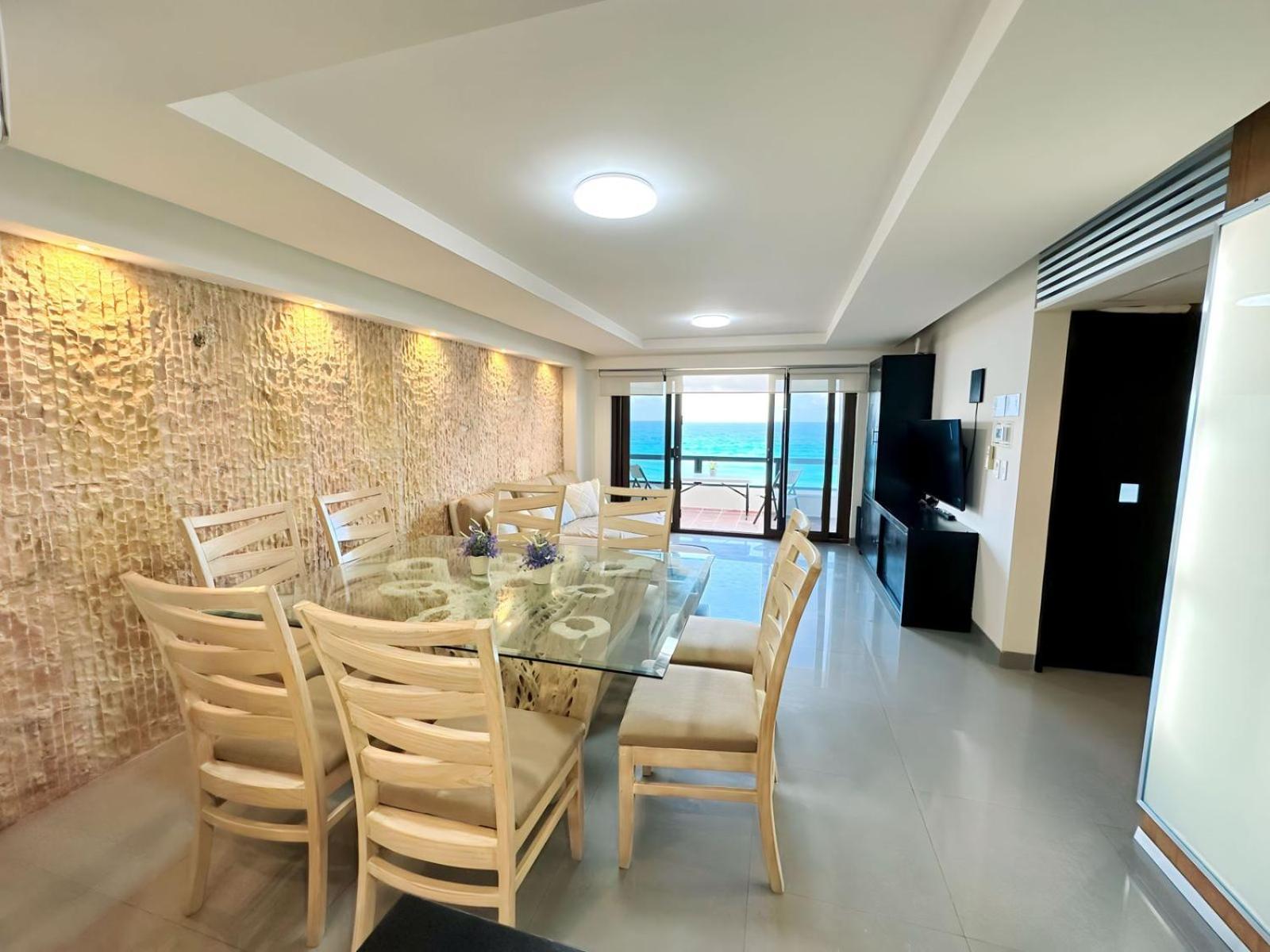 Amazing beachfront apartment