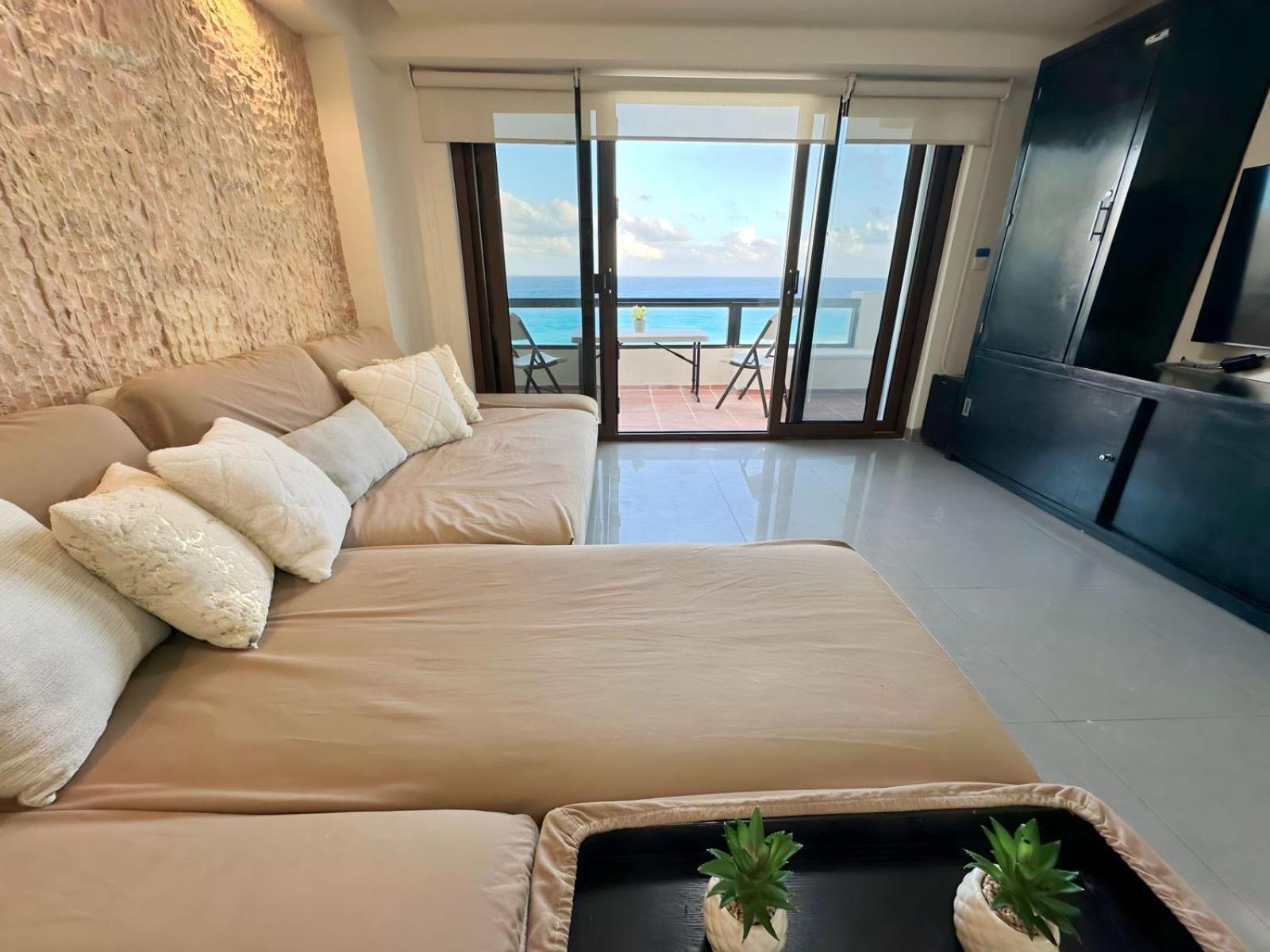 Amazing beachfront apartment