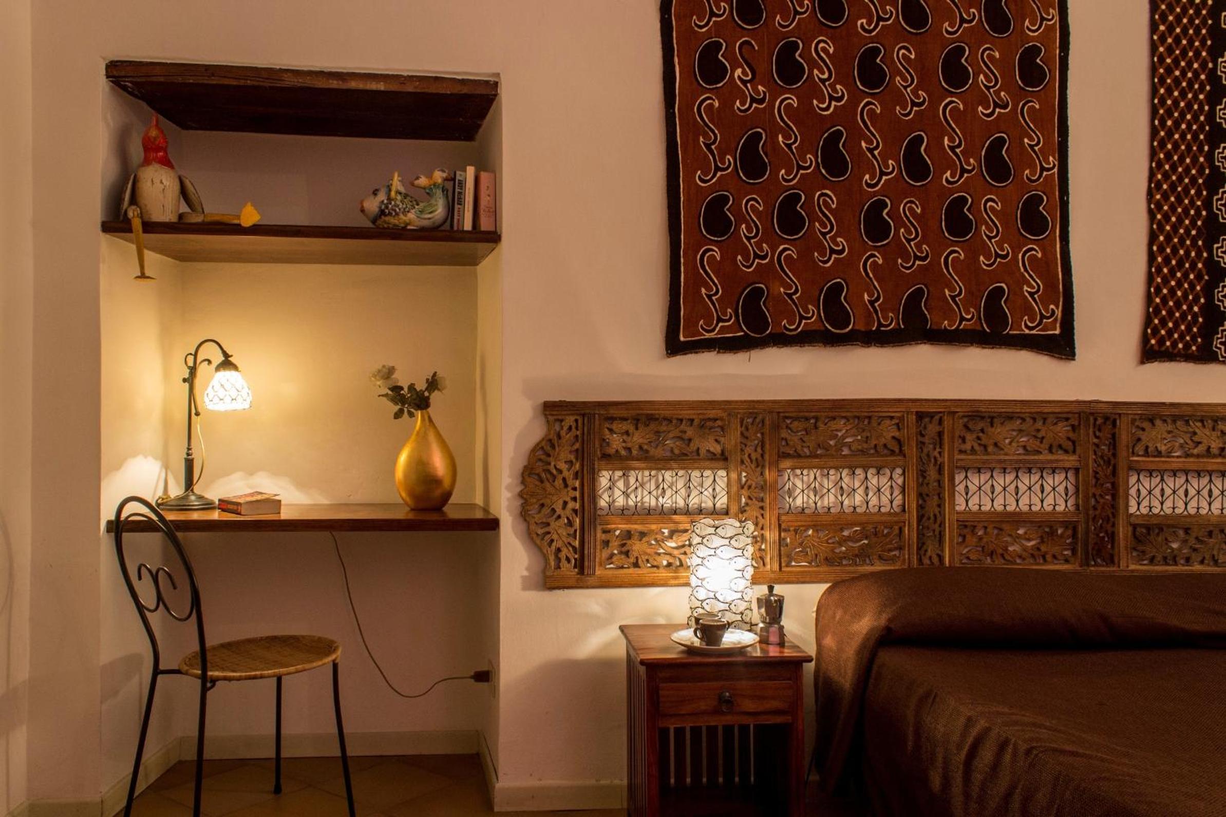 diLetto a Napoli en Naples — hotel room