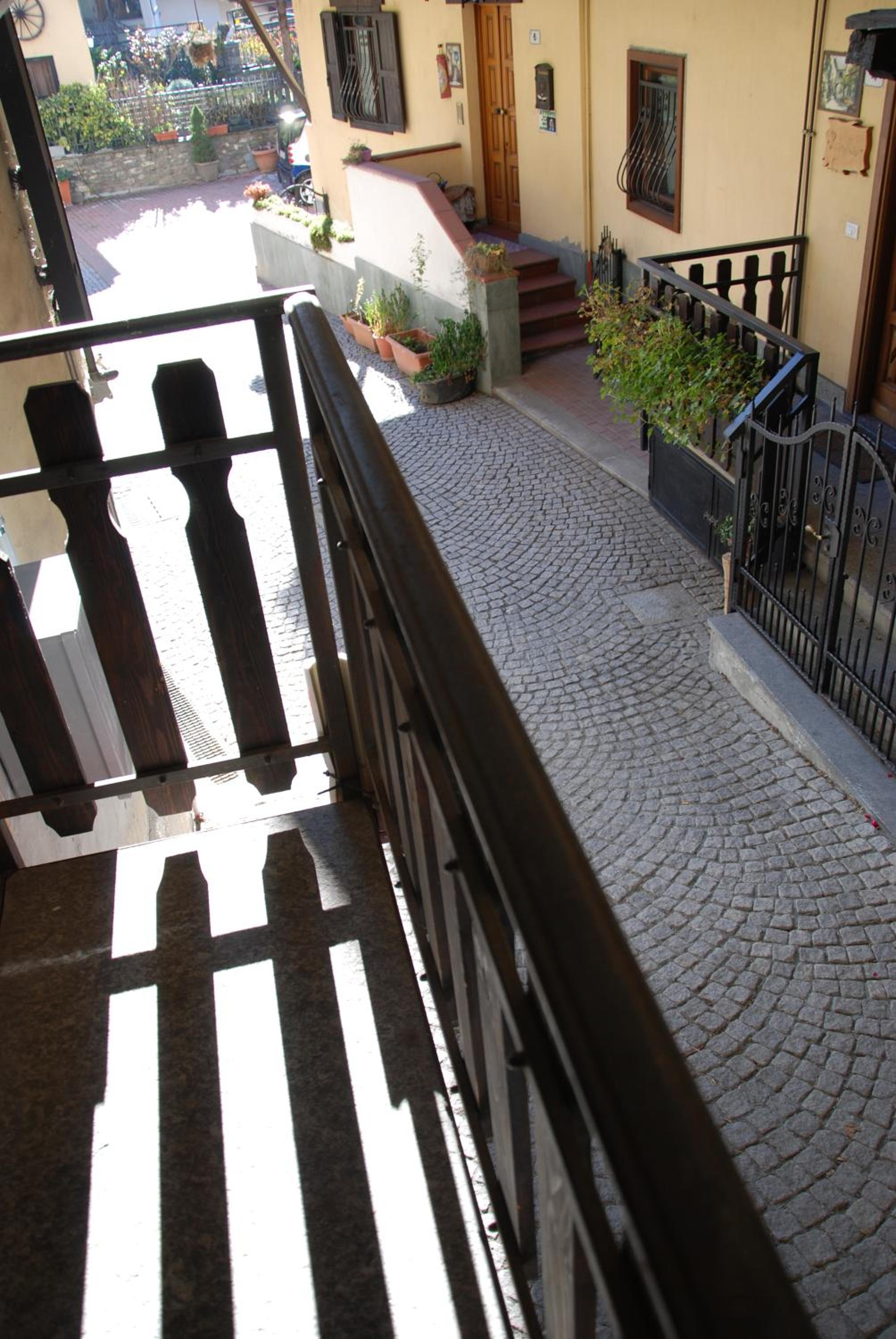 Photo 42