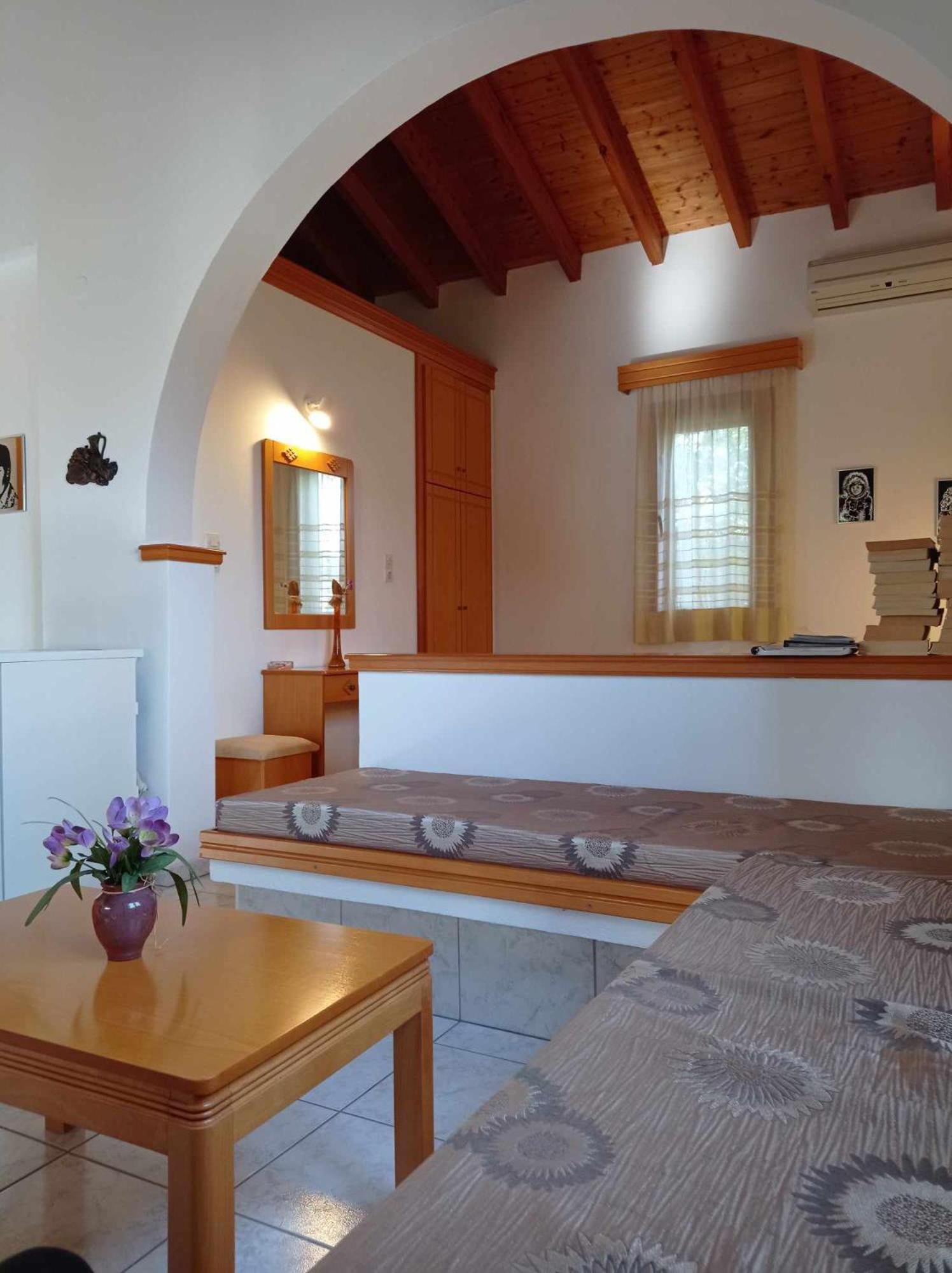 Studios Ioanna Limnionas Samos