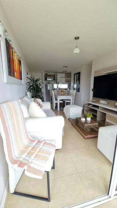 Deptomar307 Condominio Miramar El Tabito