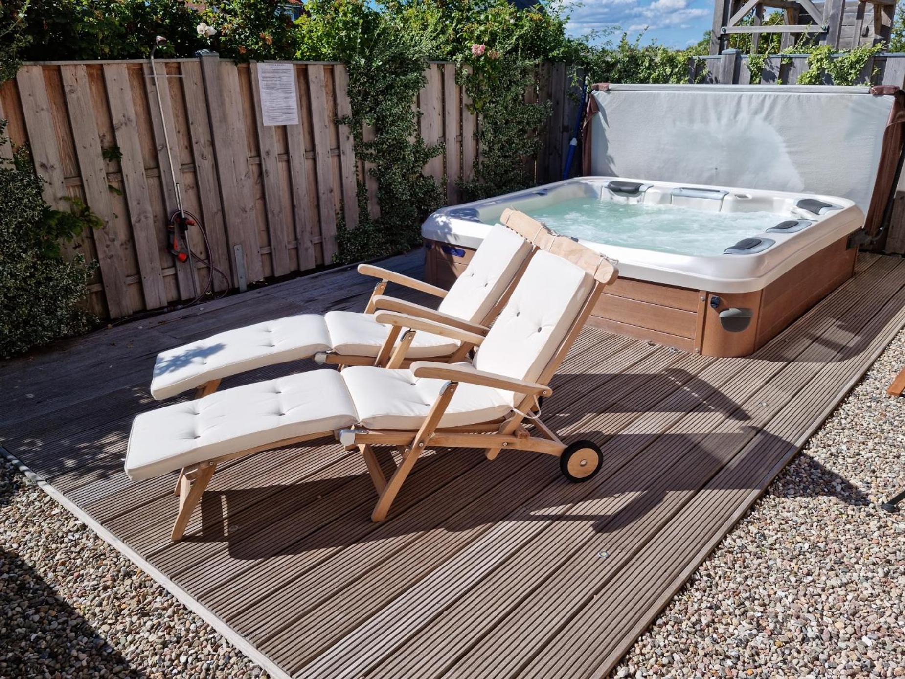 Ostsee-Wellnesslandhaus mit Sauna, Jacuzzi, Innenwhirlpool