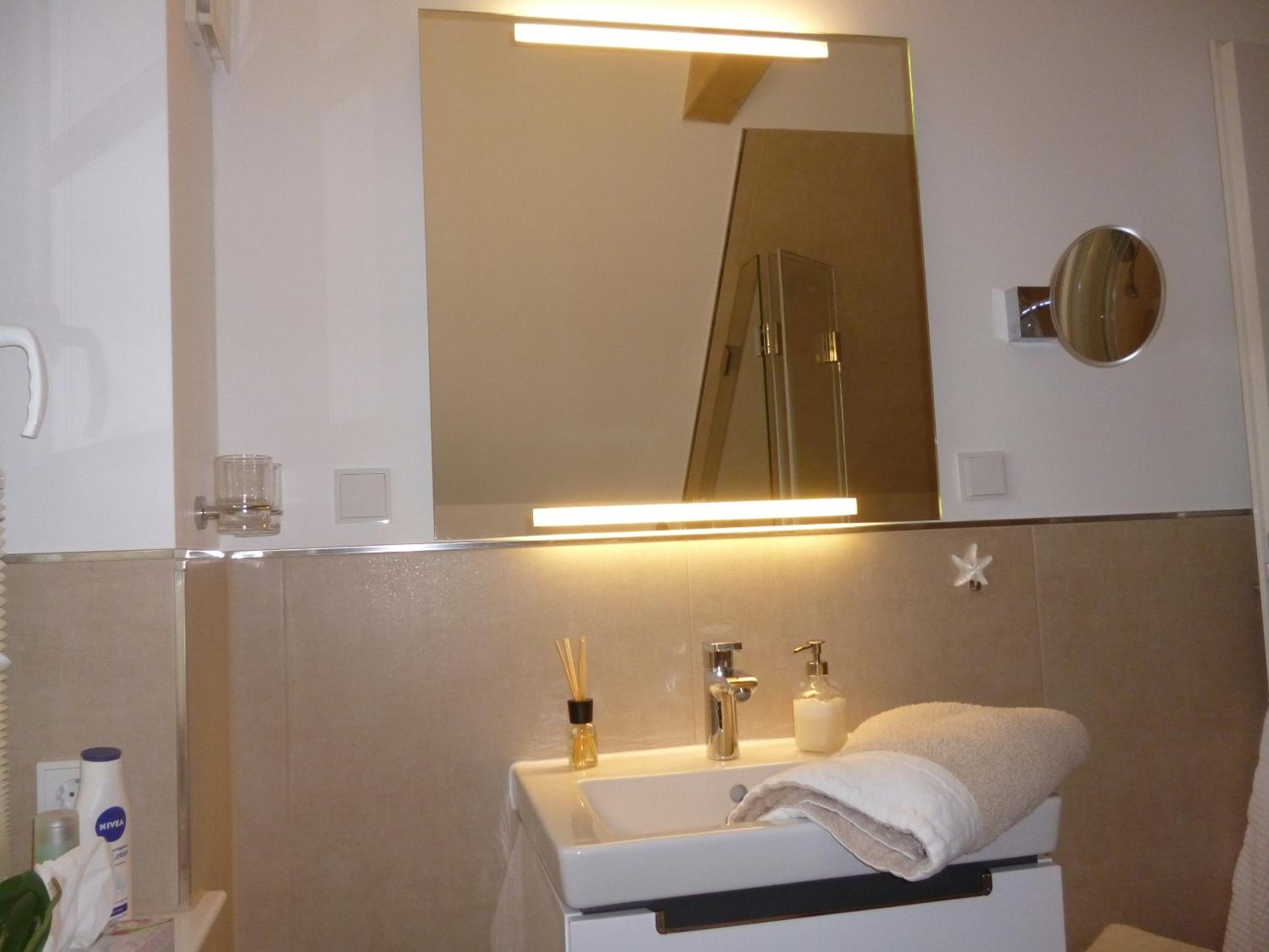 Ostsee-Wellnesslandhaus mit Sauna, Jacuzzi, Innenwhirlpool