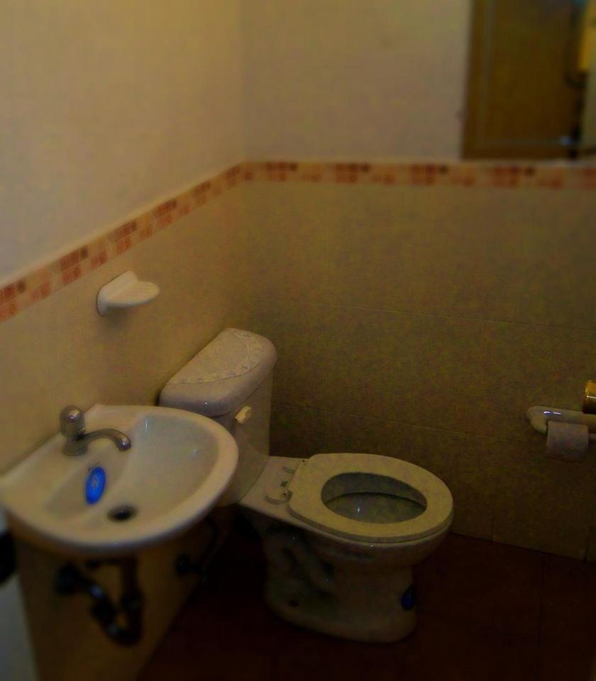 GUESTHOUSE MOUNTAIN TRAVEL ECUADOR