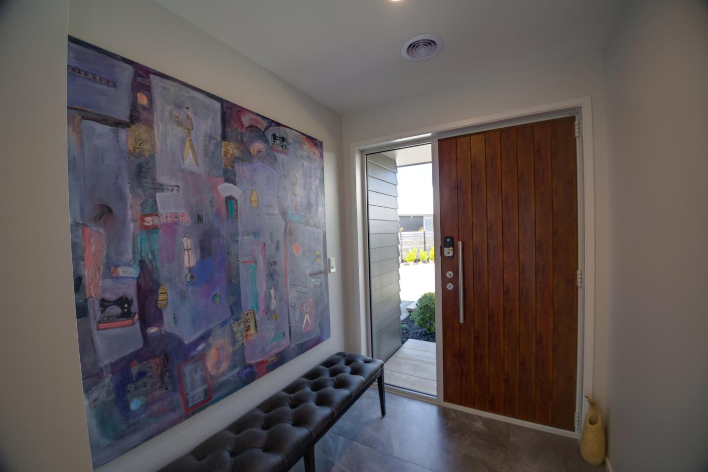 The Gallery view 3