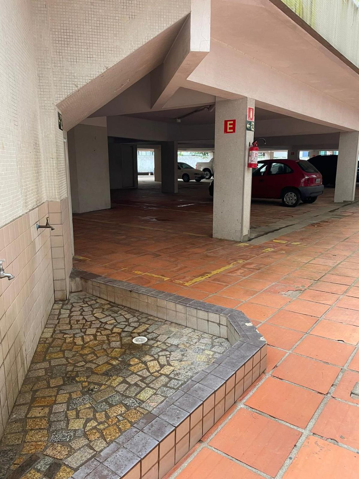 Apartamento com vista ao mar e varanda