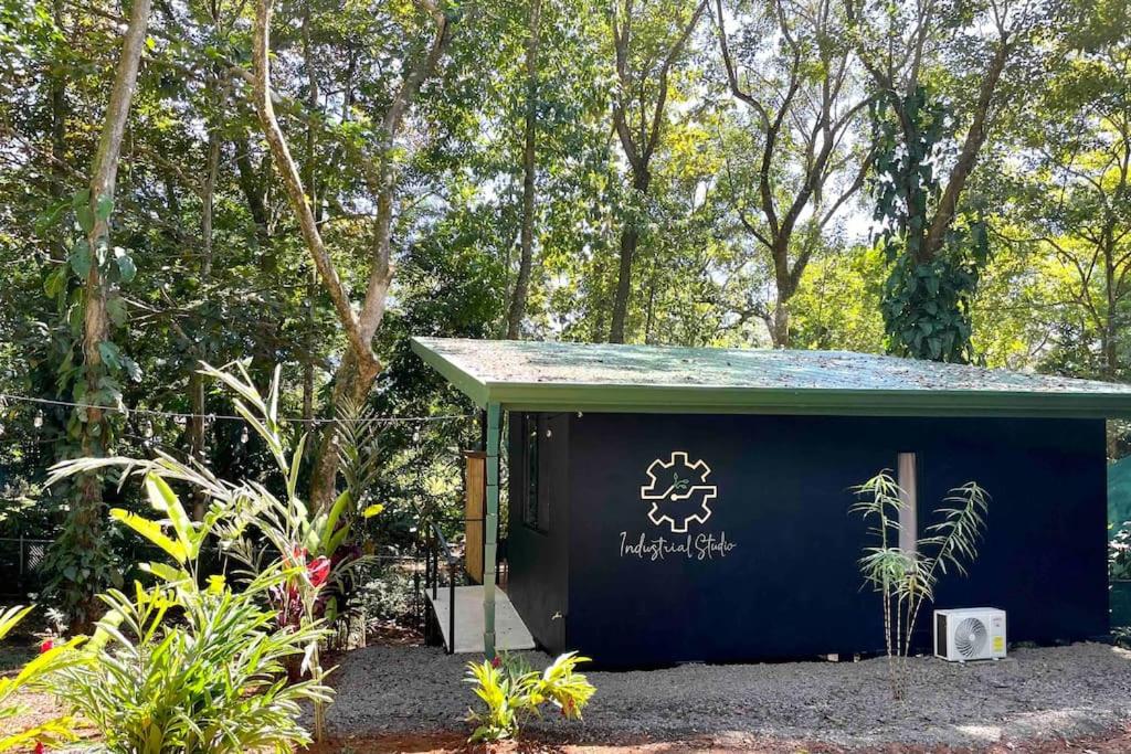 Industrial Studio with private Jacuzzi