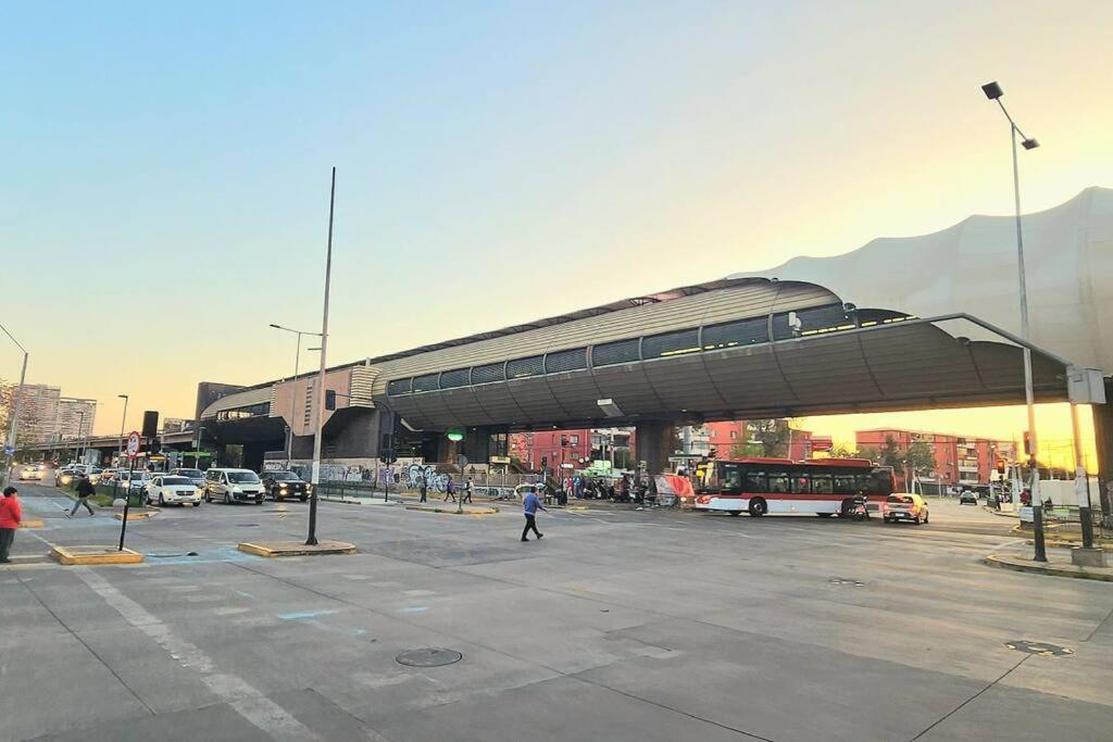 Acogedor depto al lado de metro