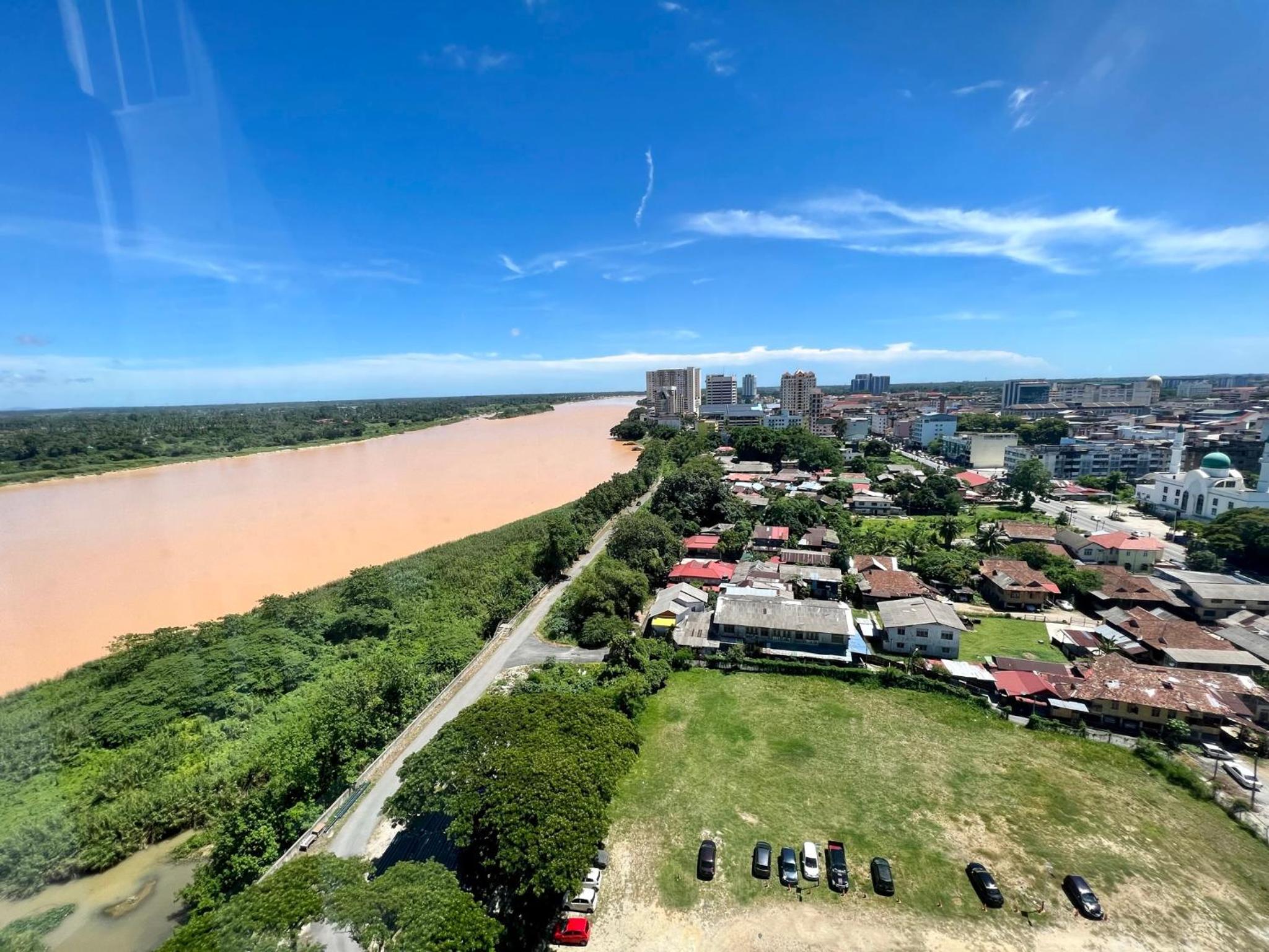 RiverView 8PAX 3BR in KBtown PS4, Netflix A-1-2