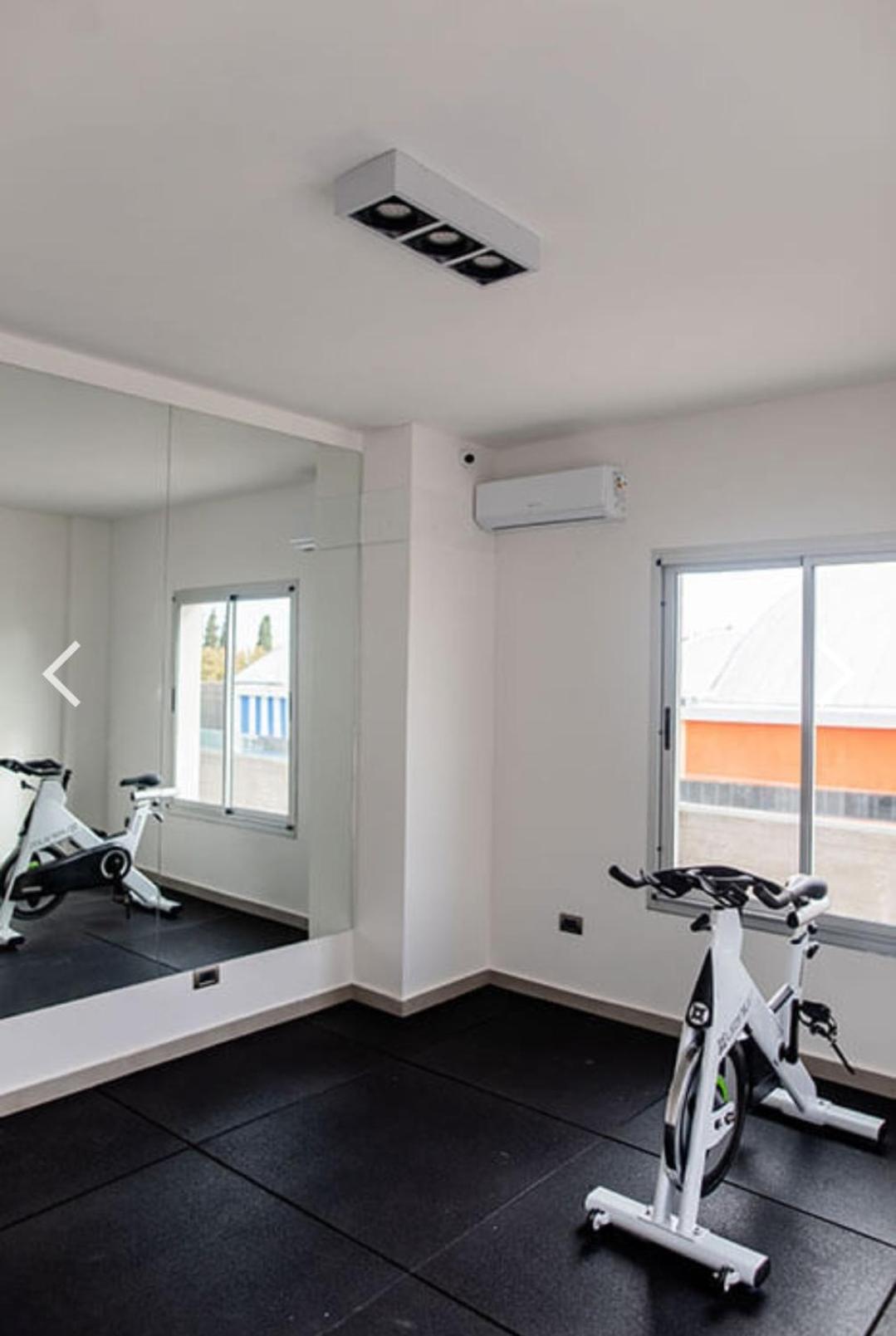 Departamento a estrenar, frente al parque