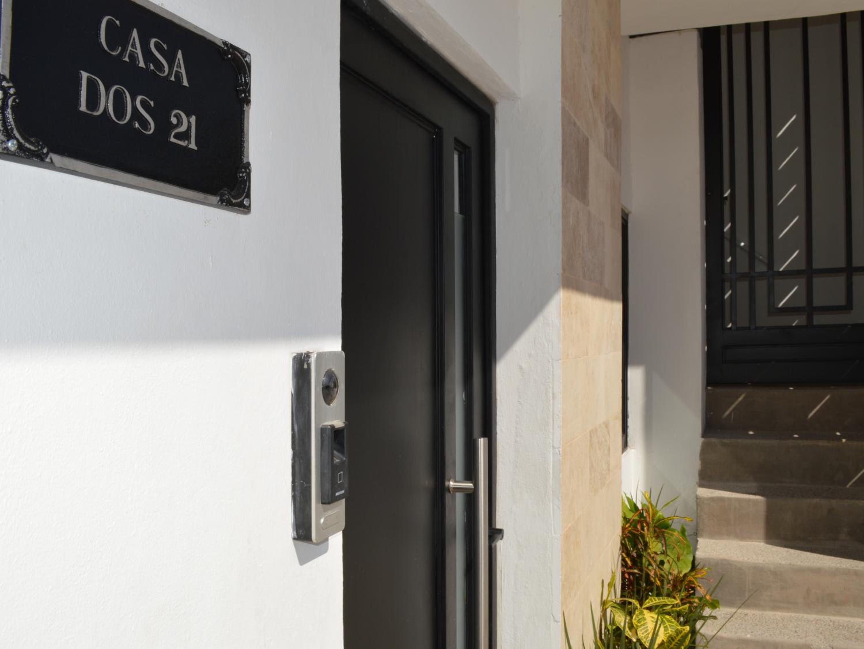 Casa DOS21 Boutique Apartments Playa Sur