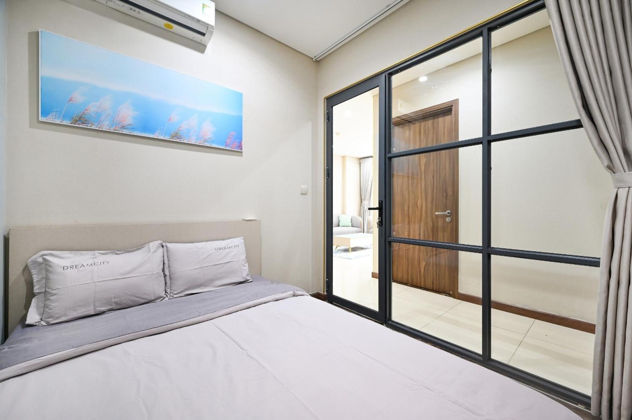 Zhome - 1,2,3 BR apartment in Ha Do Centrosa - District 10