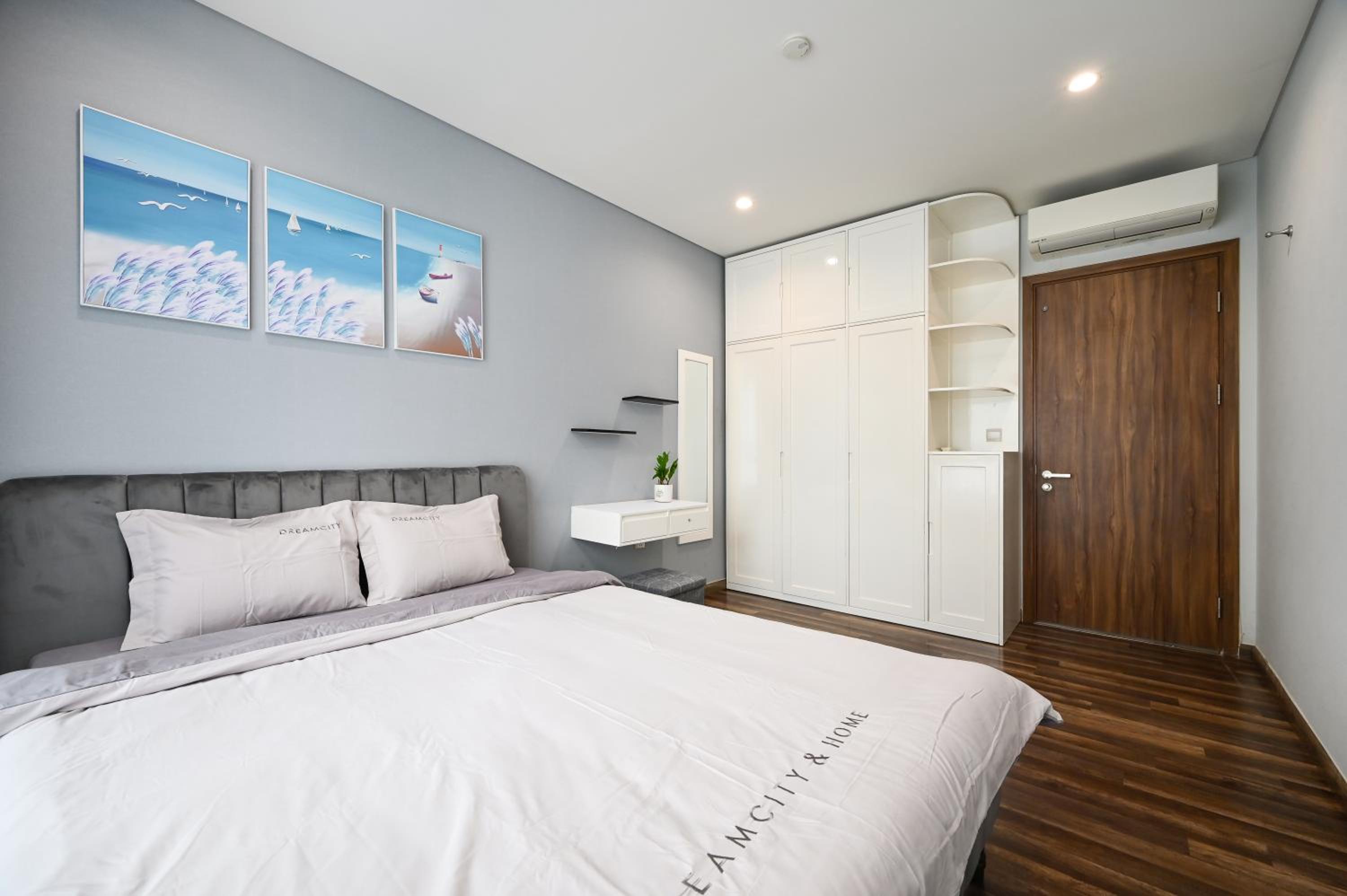 Zhome - 1,2,3 BR apartment in Ha Do Centrosa - District 10