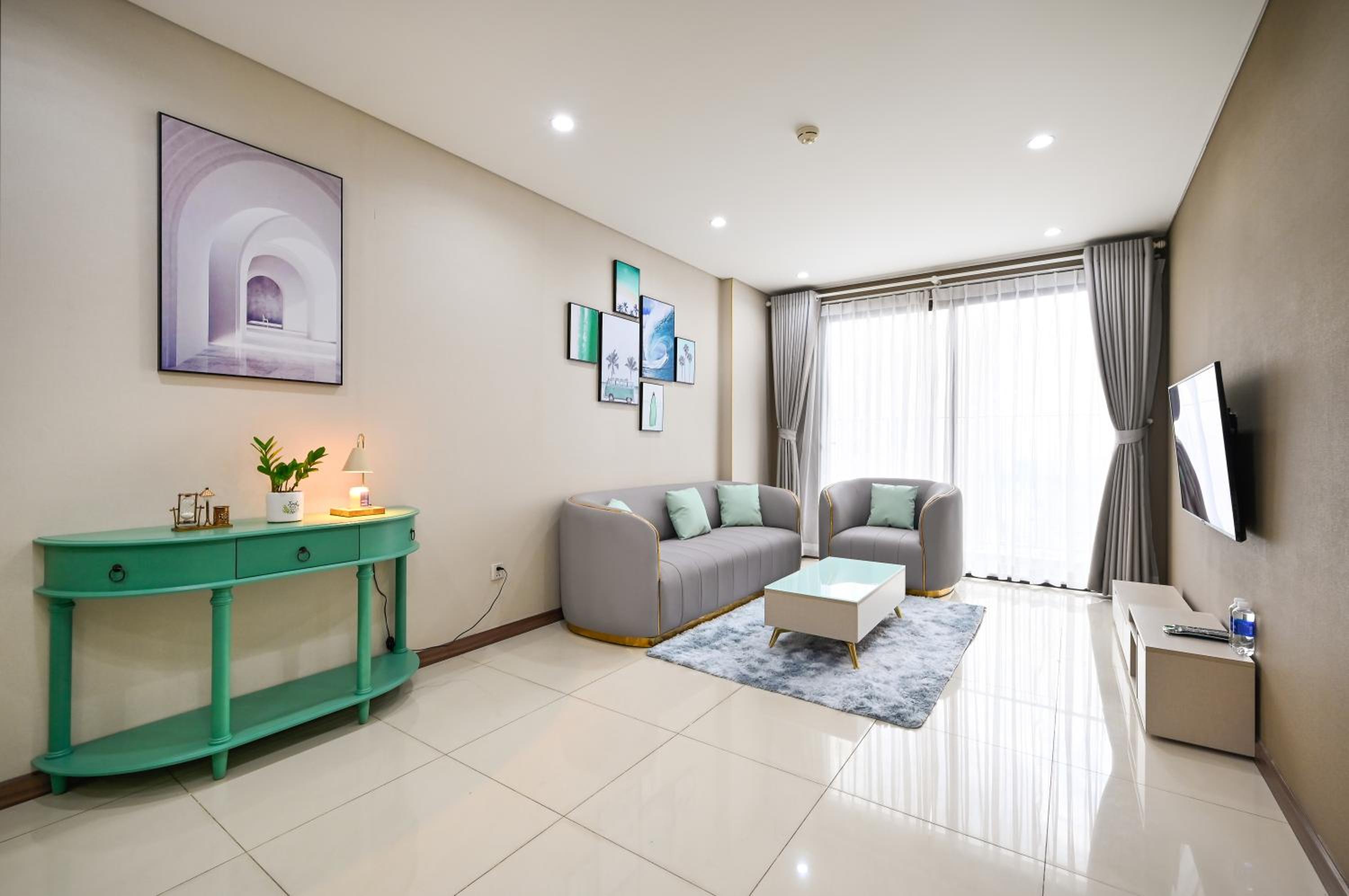 Zhome - 1,2,3 BR apartment in Ha Do Centrosa - District 10