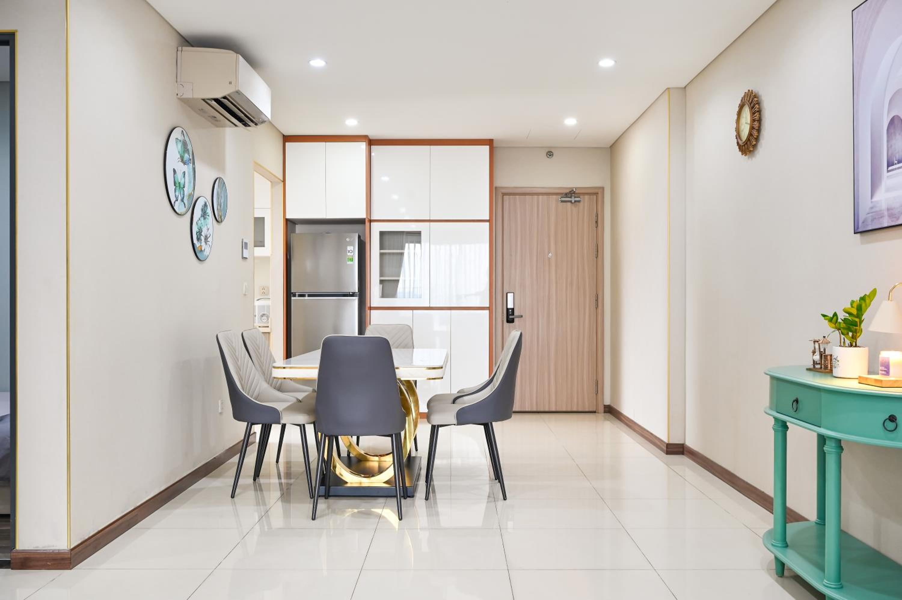 Zhome - 1,2,3 BR apartment in Ha Do Centrosa - District 10