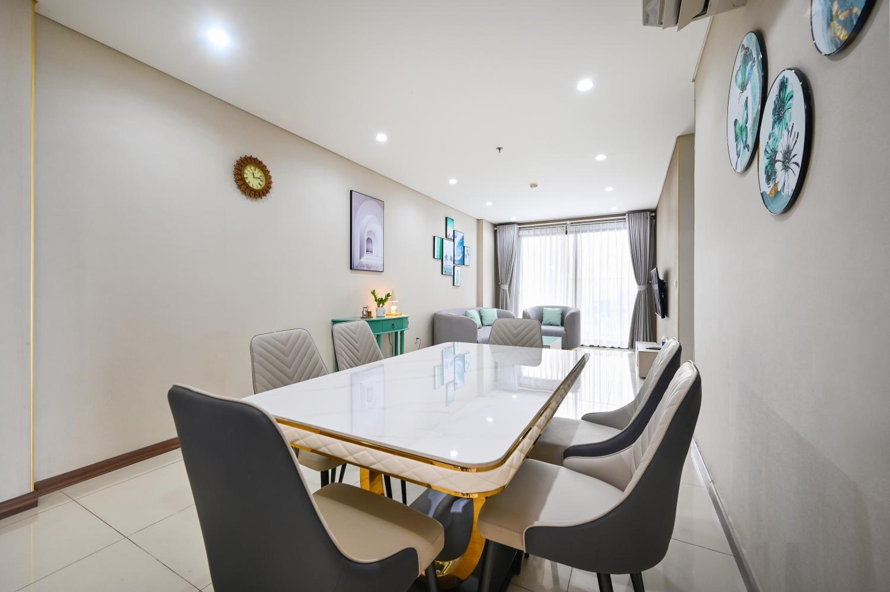 Zhome - 1,2,3 BR apartment in Ha Do Centrosa - District 10