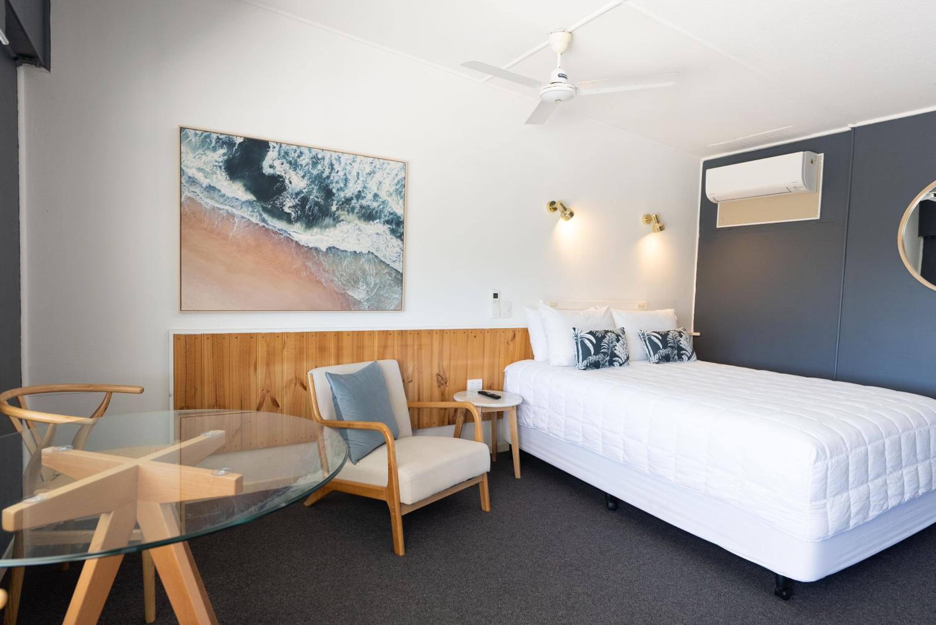 Motel Maclean