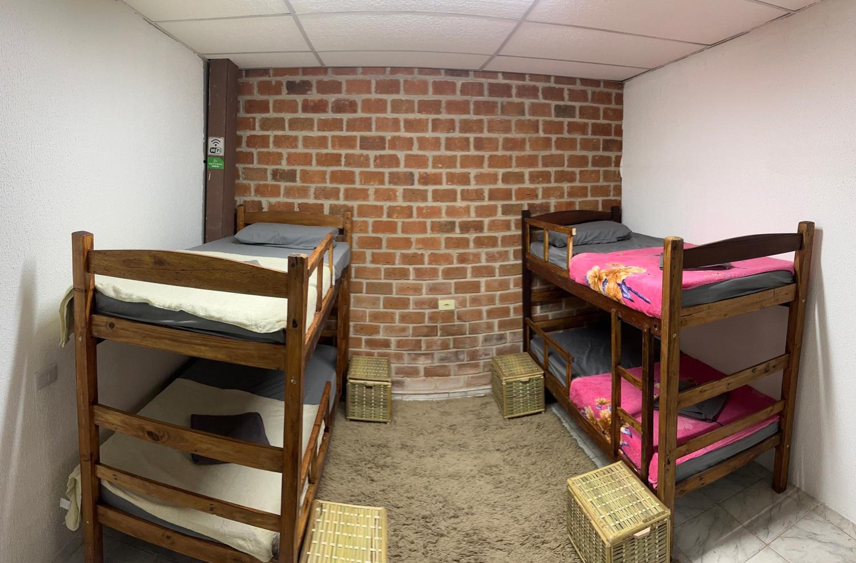 Hostel Simple