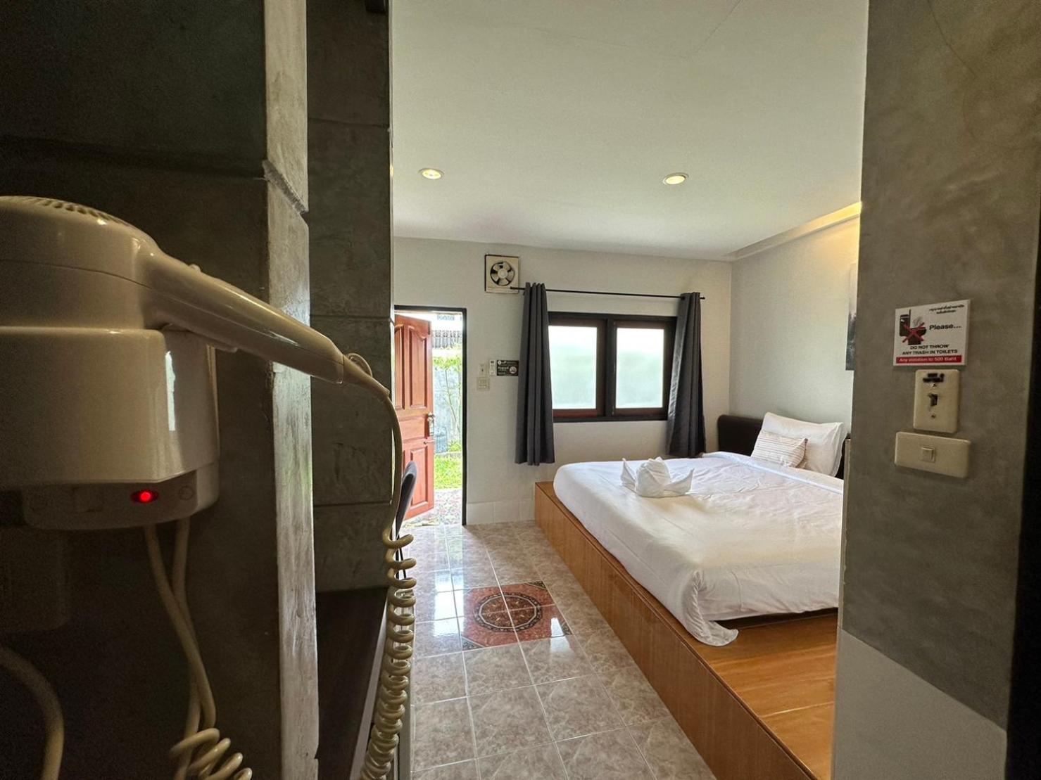 Baan Ma Feung GuestHouse