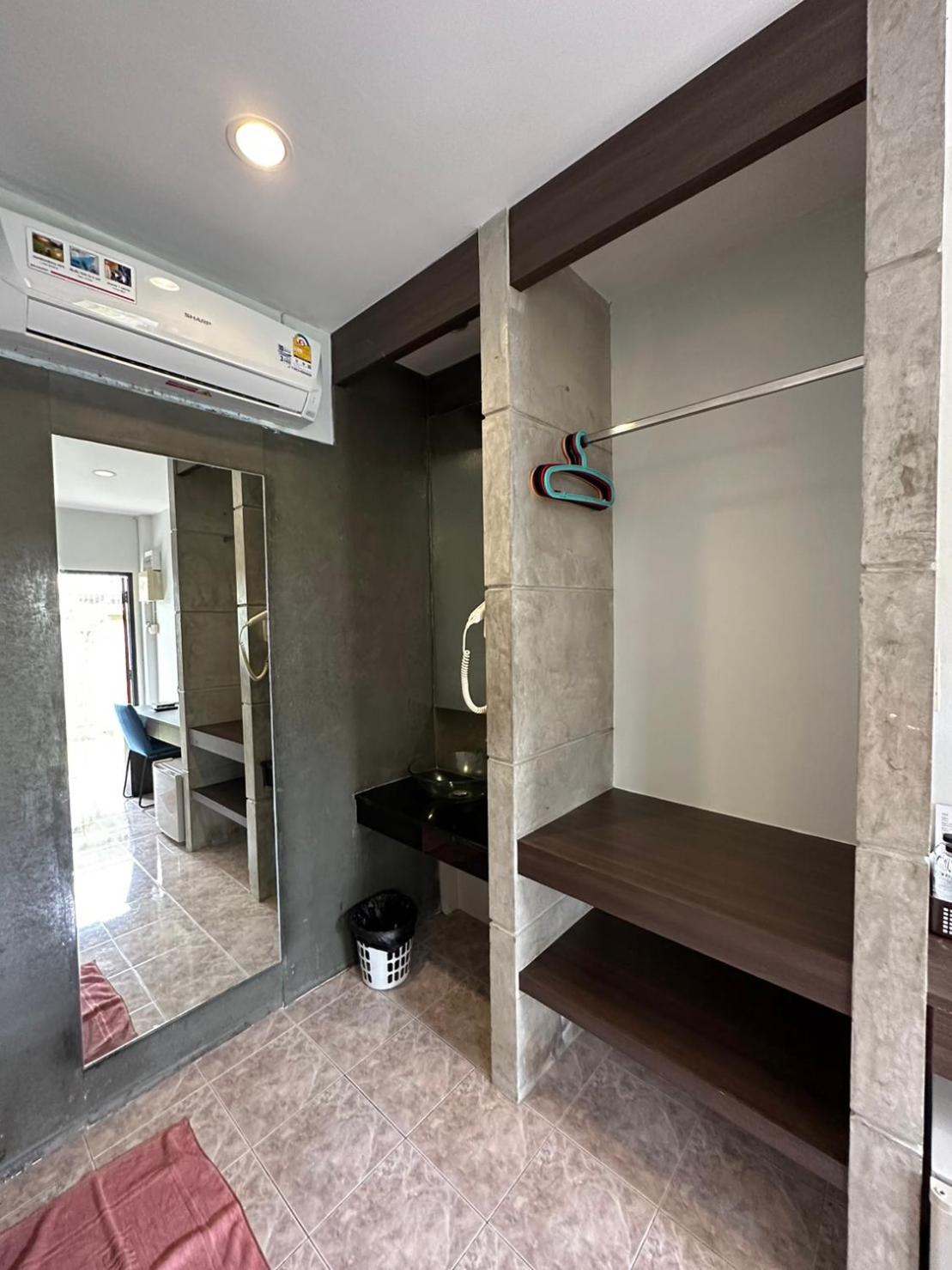 Baan Ma Feung GuestHouse