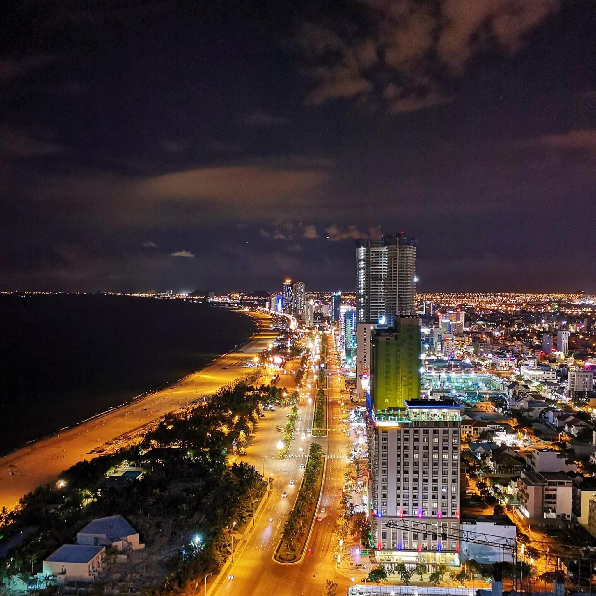 Luxury Apartment Ocean View Free Pool